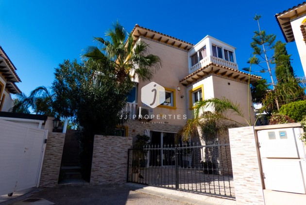 Villa - Z drugiej ręki - Playa Flamenca -
                Costa Blanca