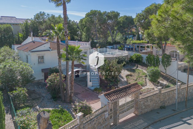 Villa - Z drugiej ręki - Torrevieja -
                Costa Blanca