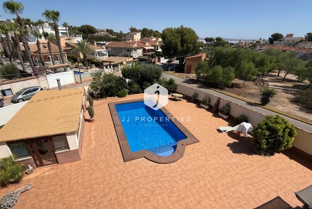 Villa - Z drugiej ręki - Torrevieja -
                Costa Blanca