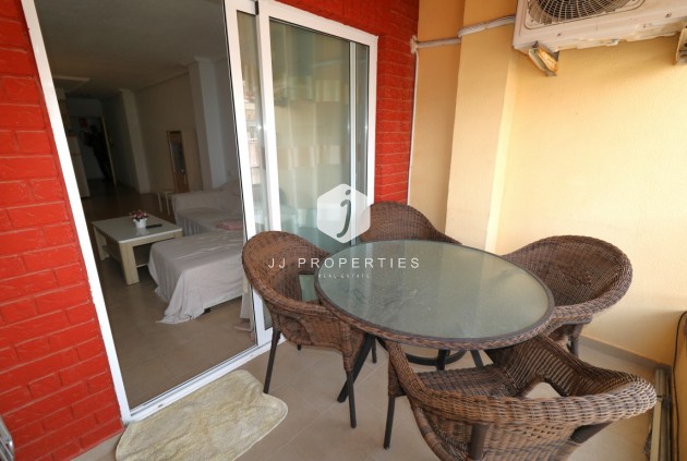 Wohnung - Aus zweiter Hand -
            Playa del Cura - C-90390