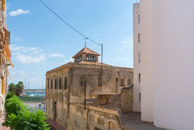 Wohnung - Aus zweiter Hand - Torrevieja -
                Centro