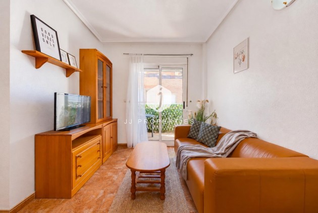 Wohnung - Aus zweiter Hand - Torrevieja -
                Centro