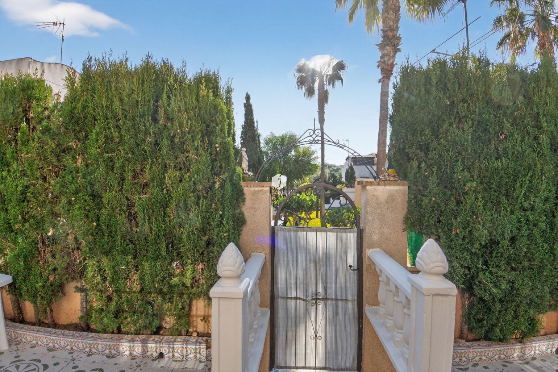Wynajem długoterminowy - Dupleks -
Torrevieja - Lago jardin