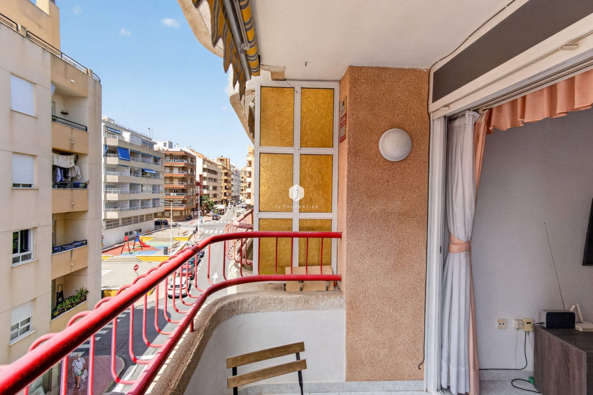 Wynajem długoterminowy - Mieszkanie w bloku -
Torrevieja - Playa del cura