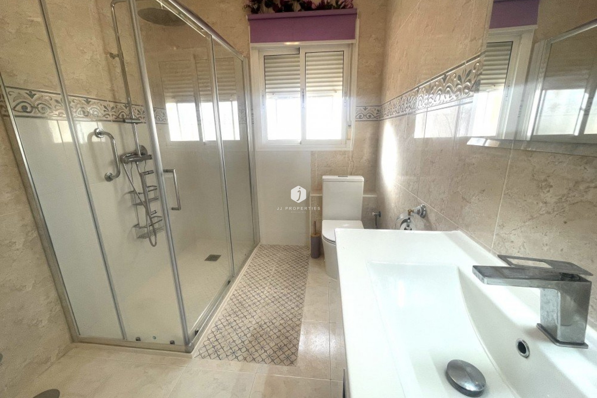 Z drugiej ręki - Bungalow -
Benijofar - Costa Blanca