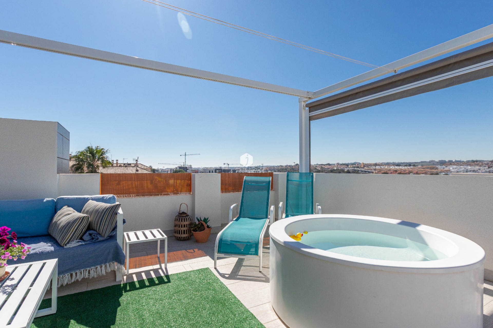 Z drugiej ręki - Bungalow -
Los Altos - Costa Blanca