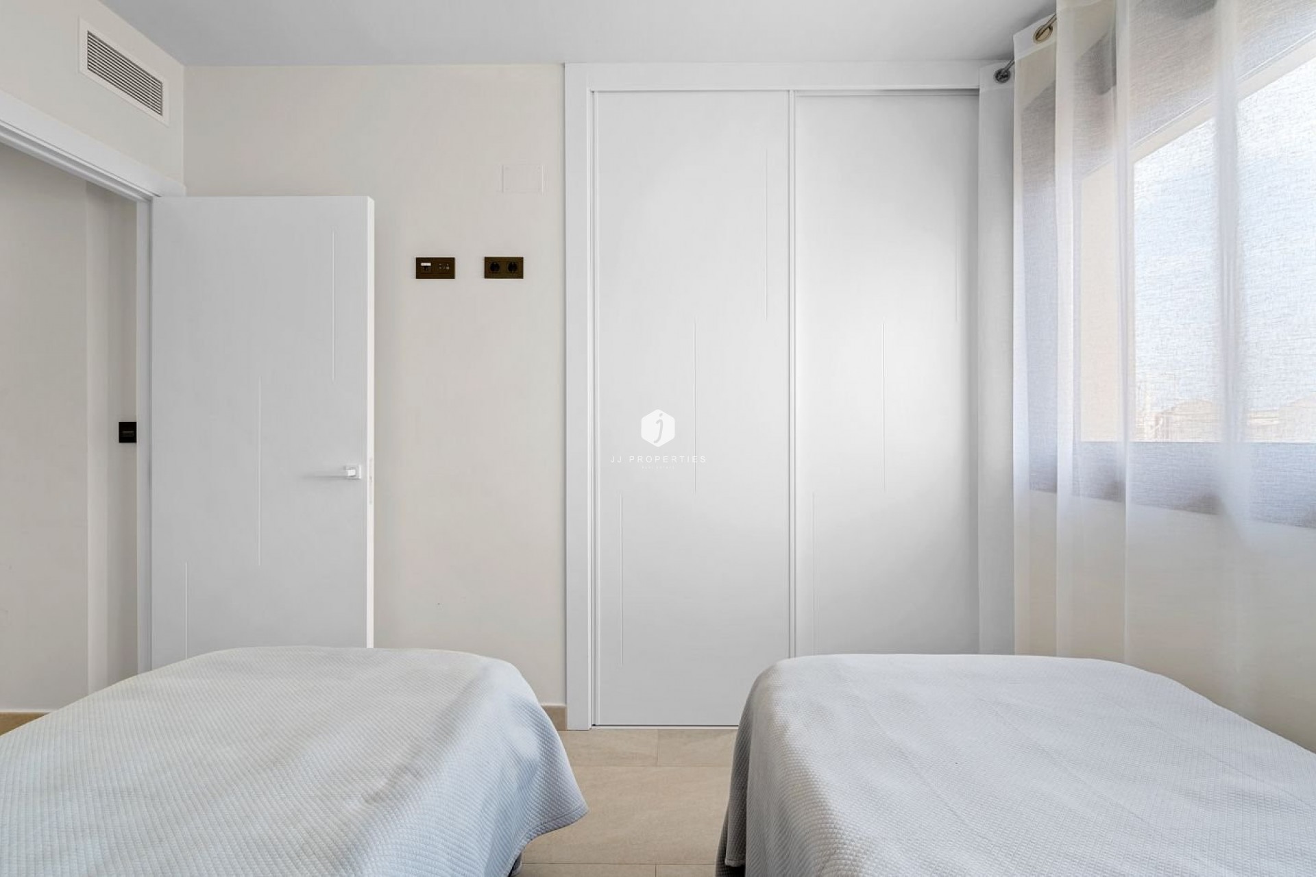 Z drugiej ręki - Bungalow -
Los Balcones - Costa Blanca