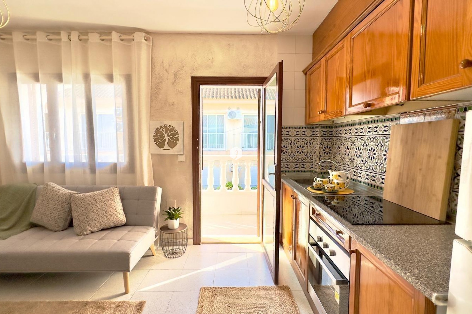 Z drugiej ręki - Bungalow -
Orihuela Costa - Cabo Roig