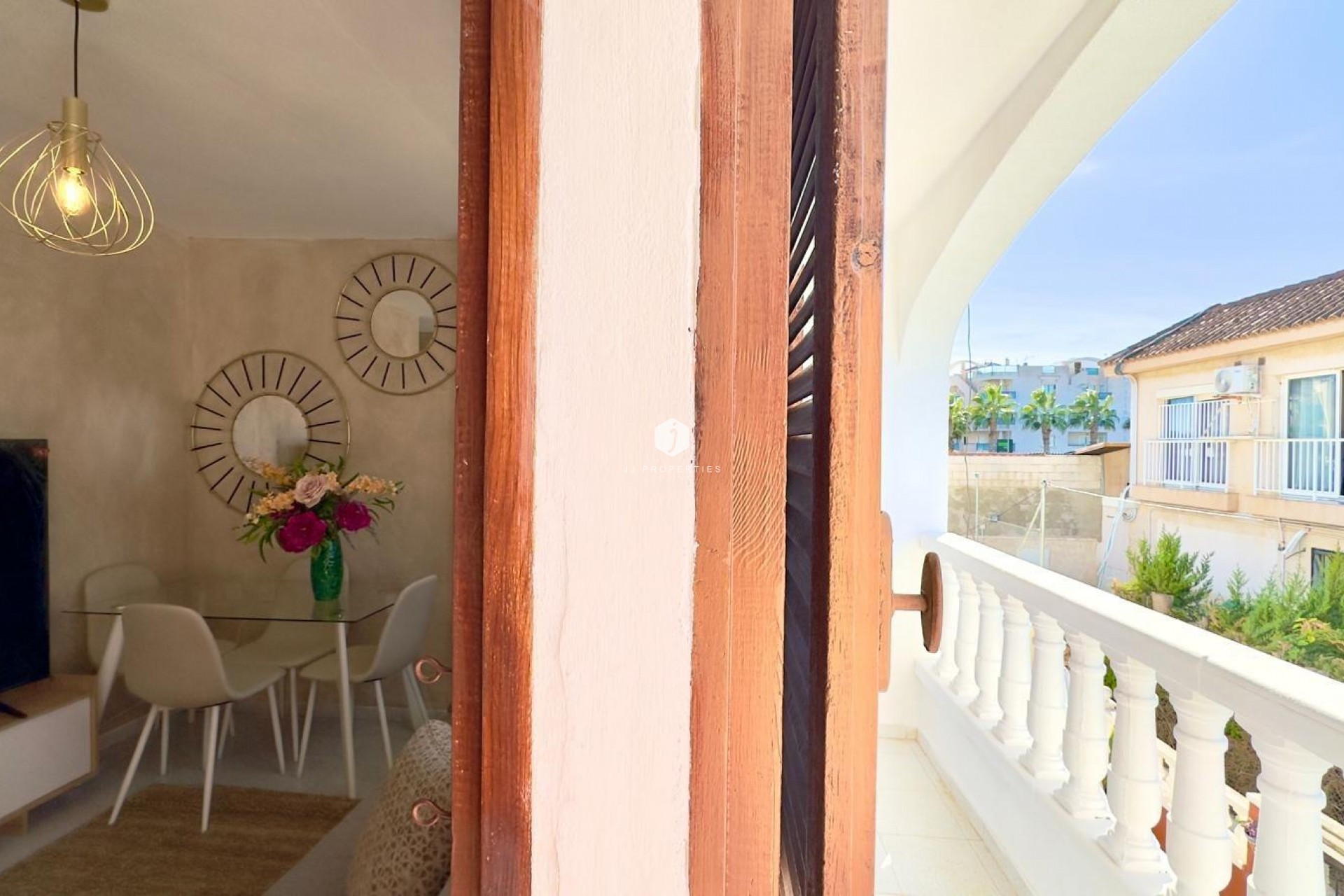 Z drugiej ręki - Bungalow -
Orihuela Costa - Cabo Roig