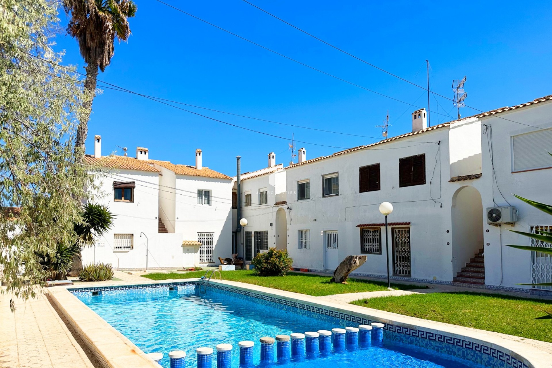 Z drugiej ręki - Bungalow -
Orihuela Costa - Costa Blanca