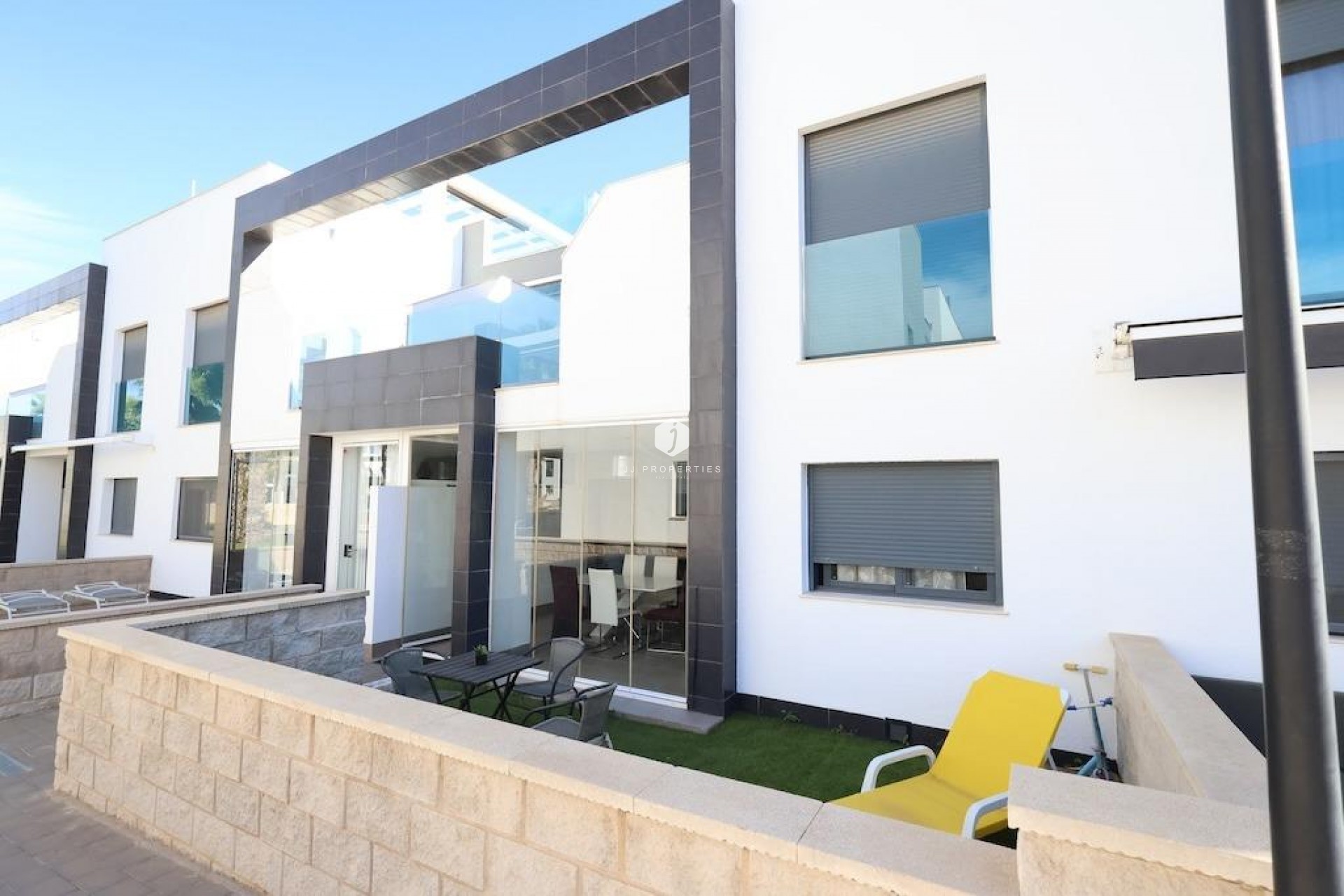 Z drugiej ręki - Bungalow -
Orihuela Costa - Costa Blanca