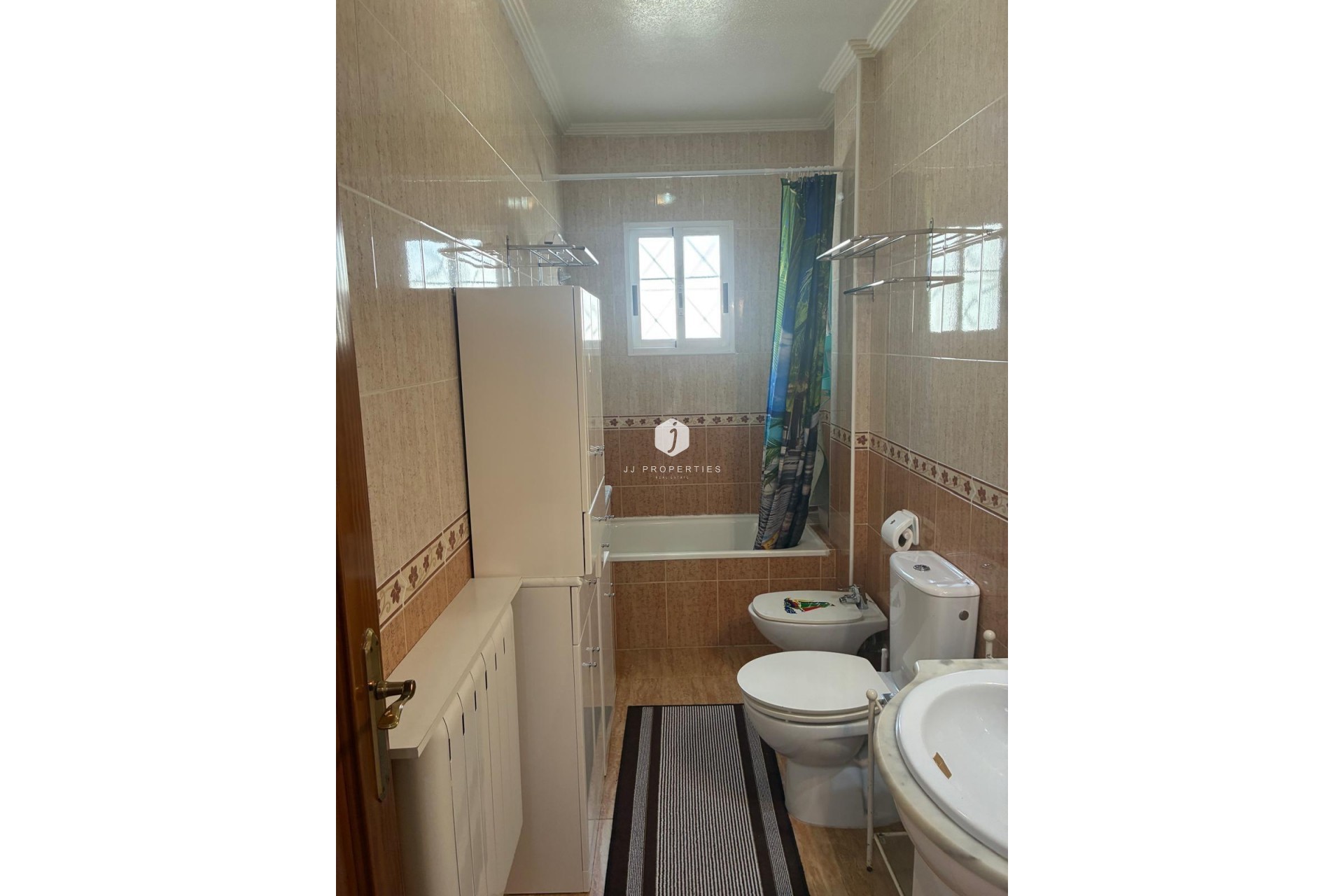 Z drugiej ręki - Bungalow -
Orihuela Costa - Los Almendros-la Florida