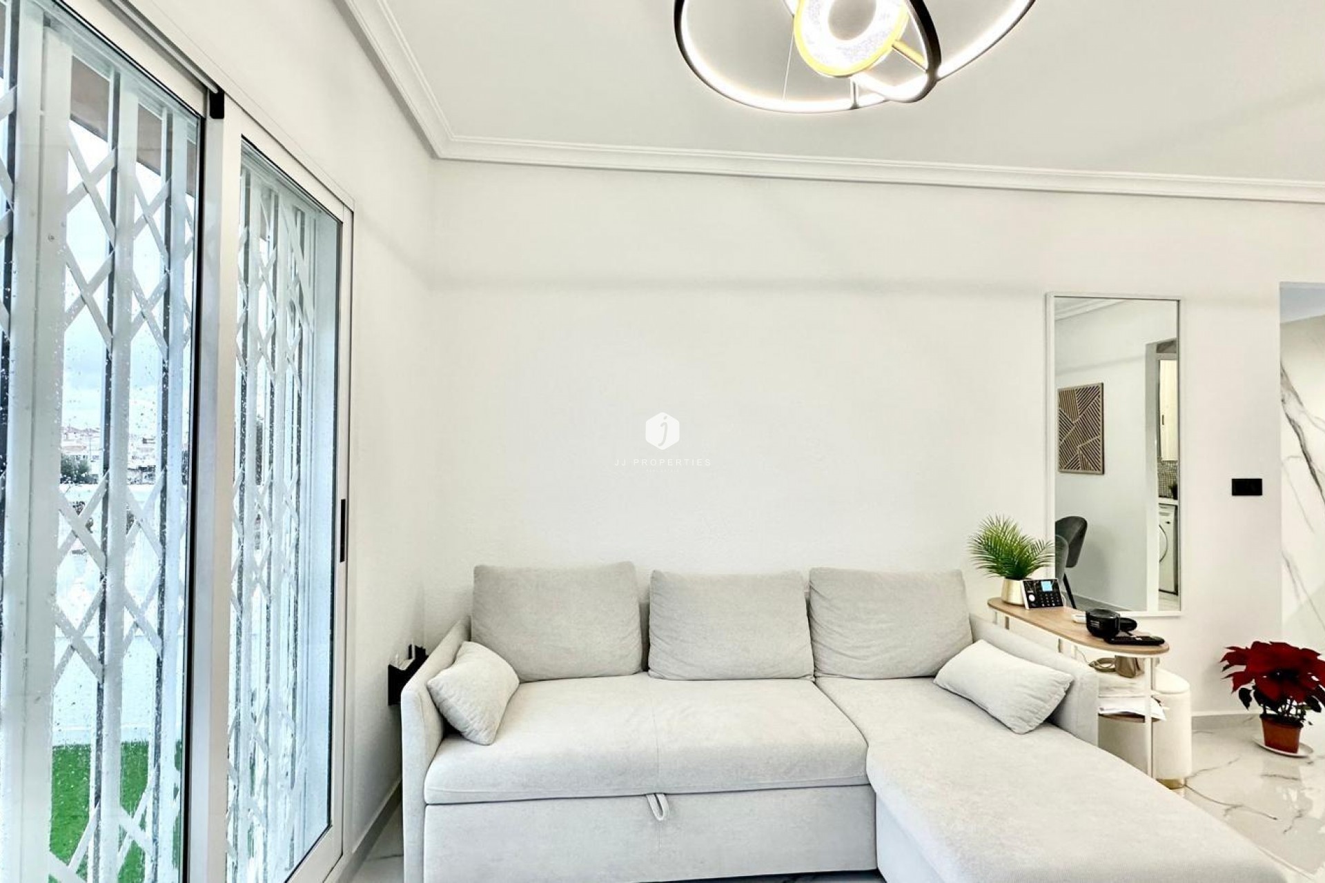 Z drugiej ręki - Bungalow -
Orihuela Costa - Playa Flamenca Norte