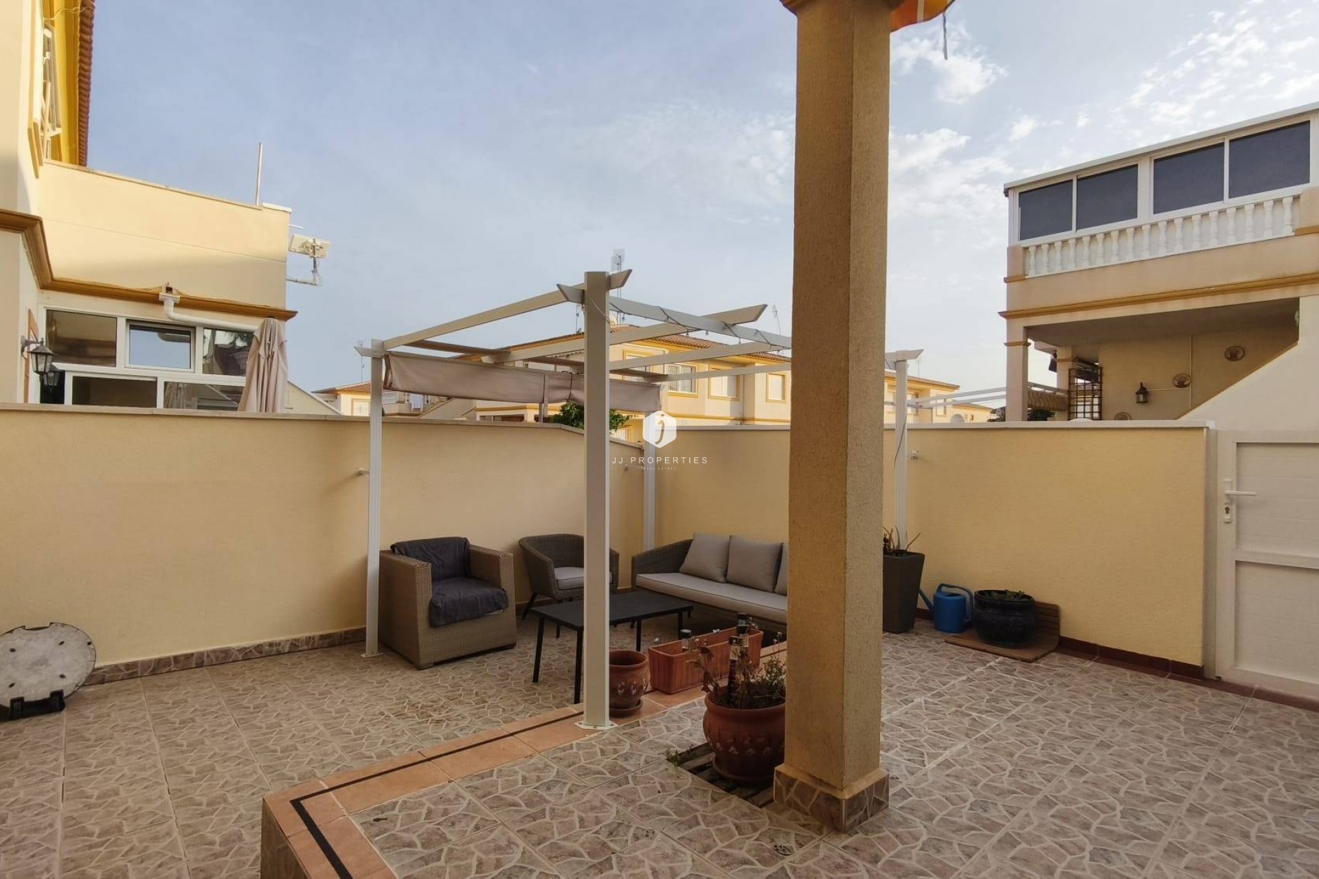 Z drugiej ręki - Bungalow -
Orihuela Costa - Playa Flamenca