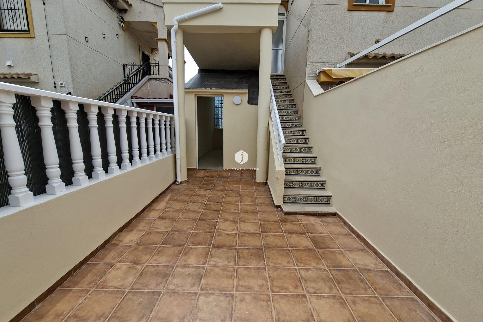 Z drugiej ręki - Bungalow -
Orihuela Costa - Punta Prima
