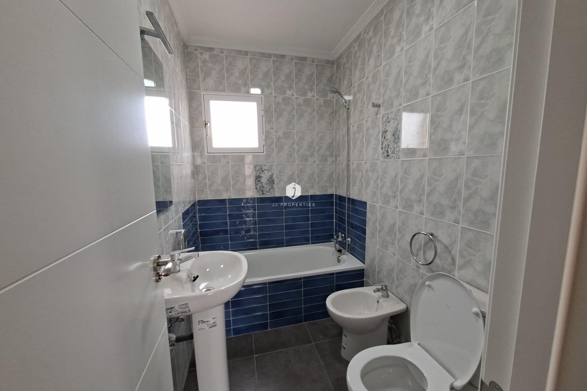Z drugiej ręki - Bungalow -
Orihuela Costa - Punta Prima