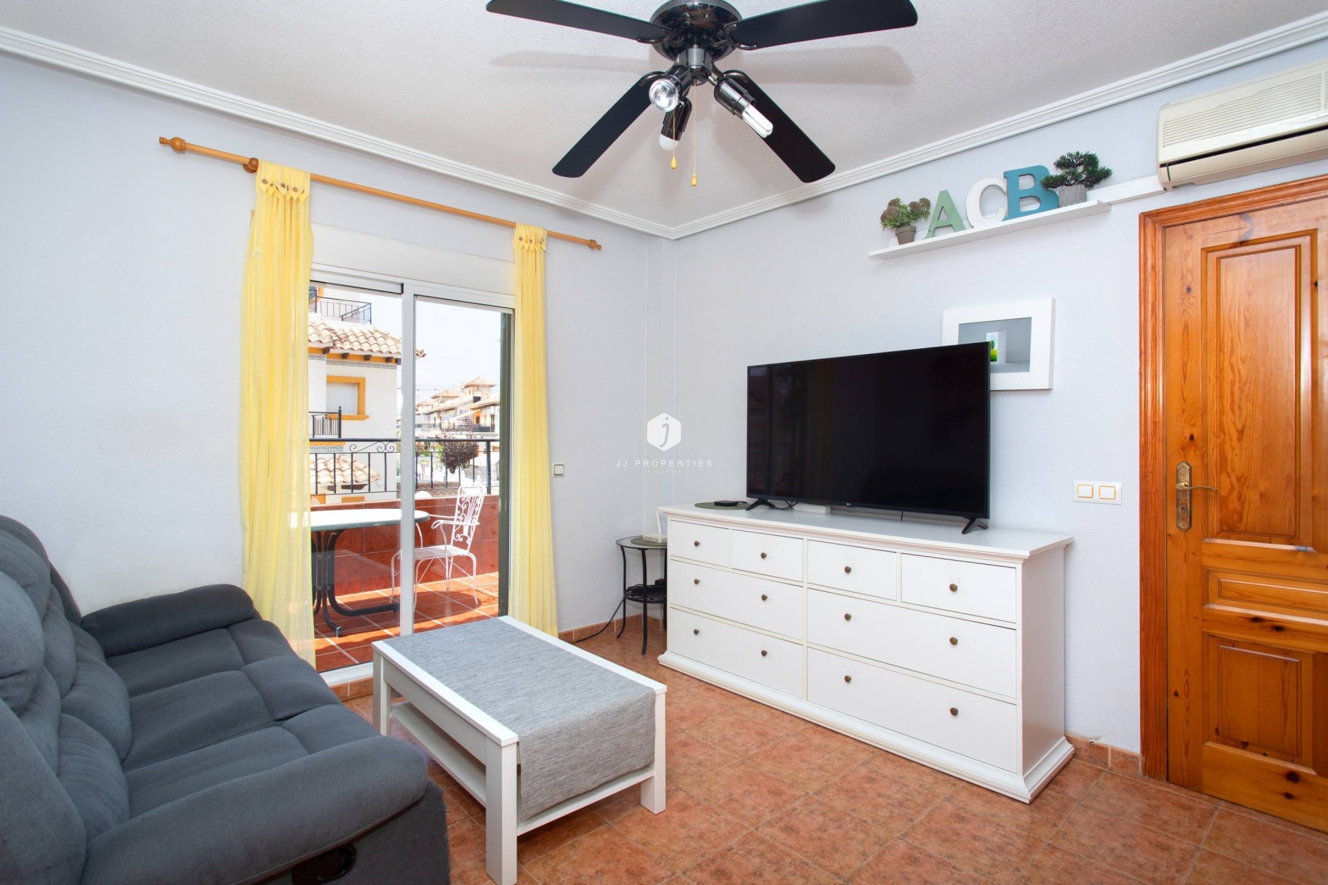 Z drugiej ręki - Bungalow -
Orihuela Costa - Rocio Del Mar