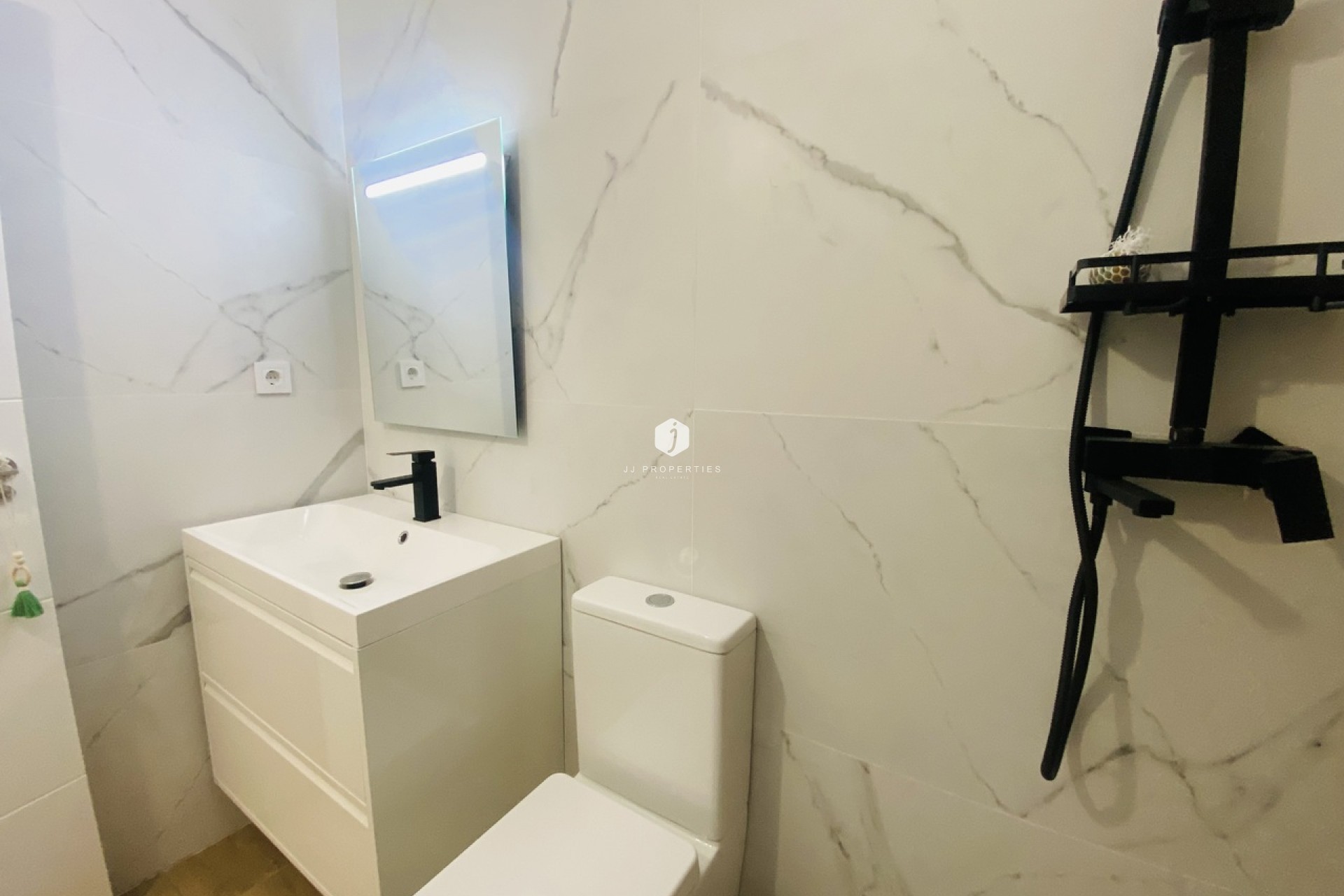 Z drugiej ręki - Bungalow -
Playa Flamenca - Costa Blanca