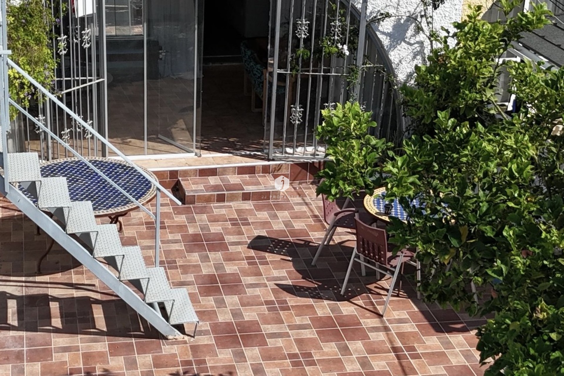 Z drugiej ręki - Bungalow -
Playa Flamenca - Costa Blanca