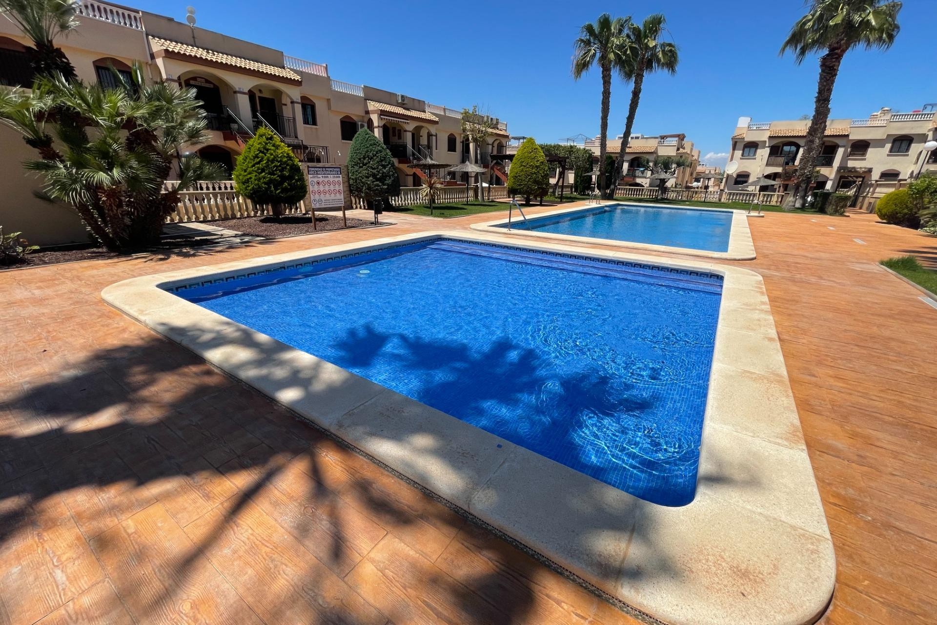 Z drugiej ręki - Bungalow -
Torrevieja - Aguas Nuevas 1