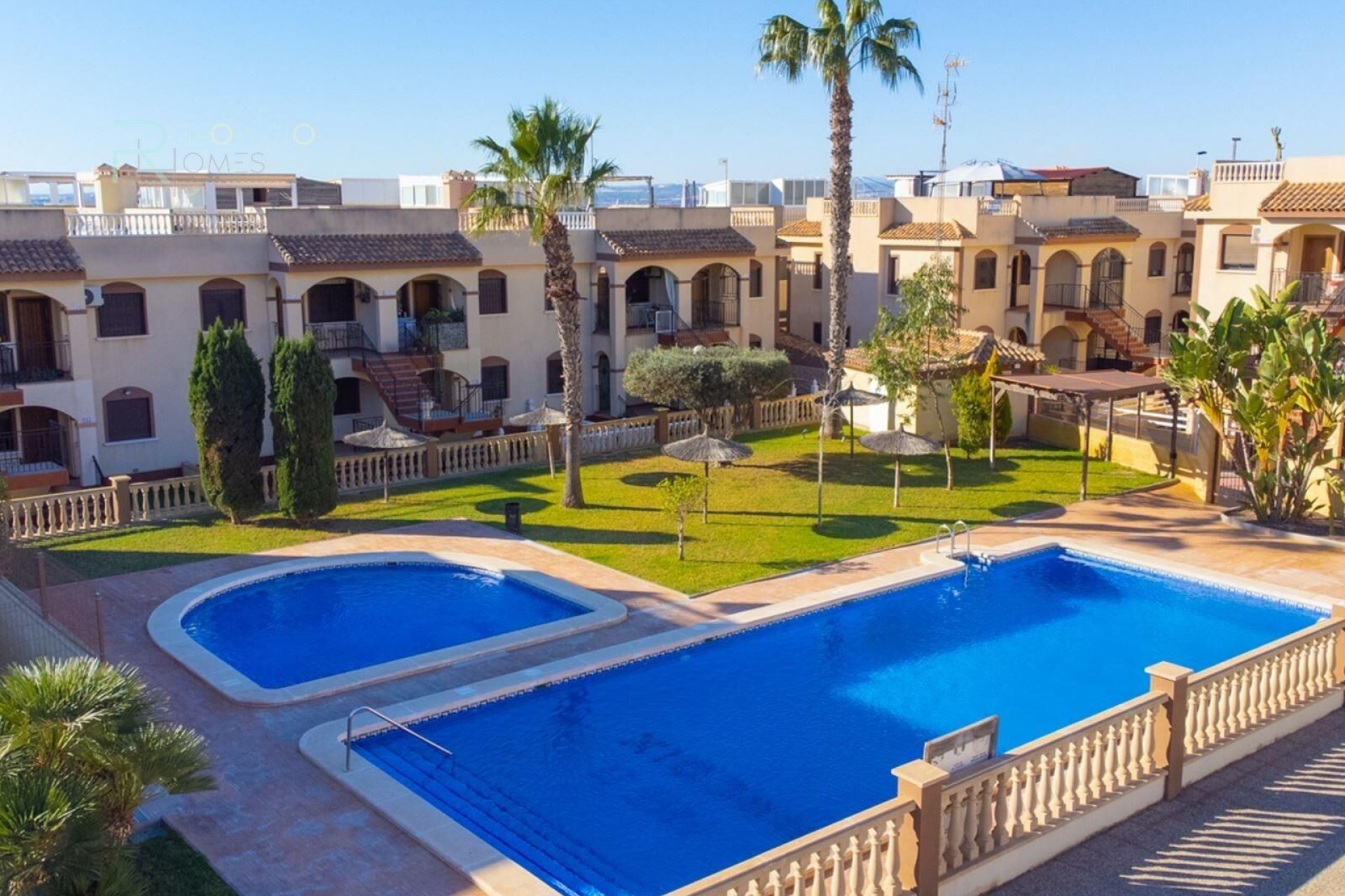 Z drugiej ręki - Bungalow -
Torrevieja - Aguas Nuevas 1