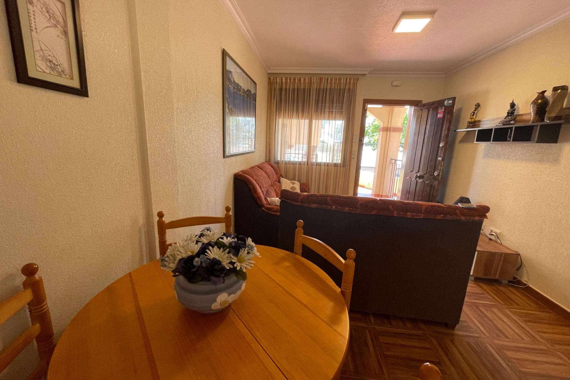 Z drugiej ręki - Bungalow -
Torrevieja - Aguas Nuevas 1