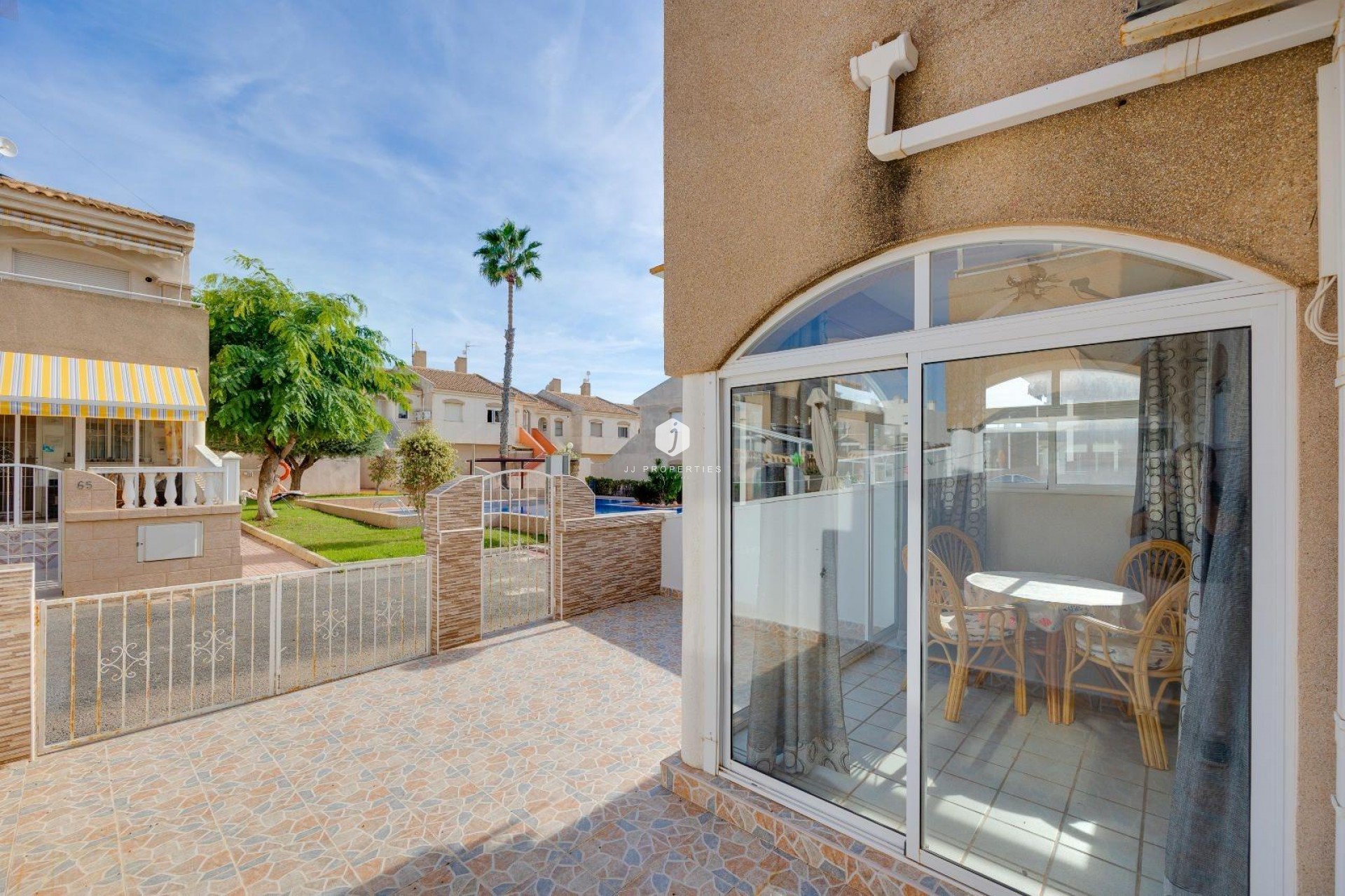 Z drugiej ręki - Bungalow -
Torrevieja - Aguas Nuevas 2