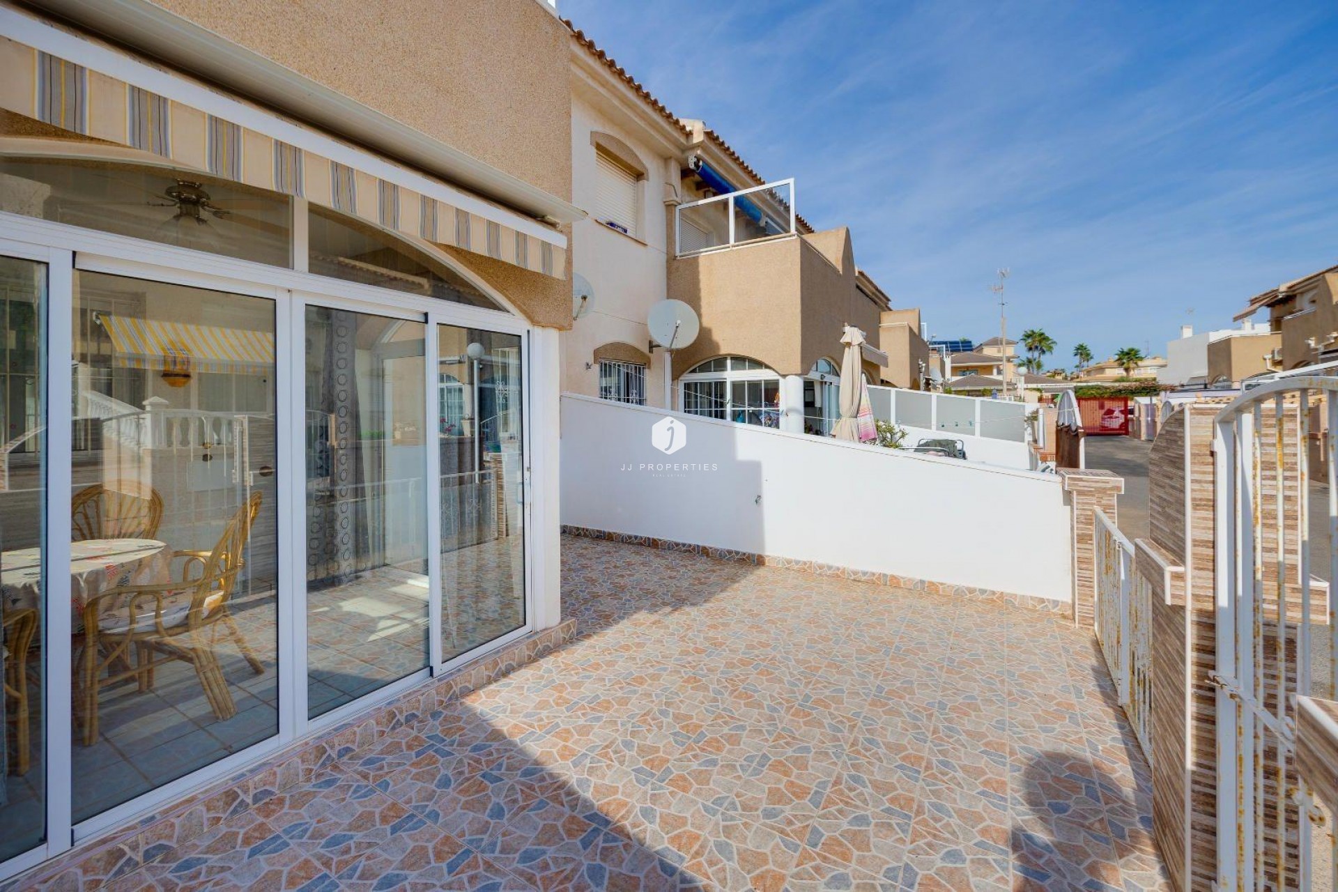 Z drugiej ręki - Bungalow -
Torrevieja - Aguas Nuevas 2