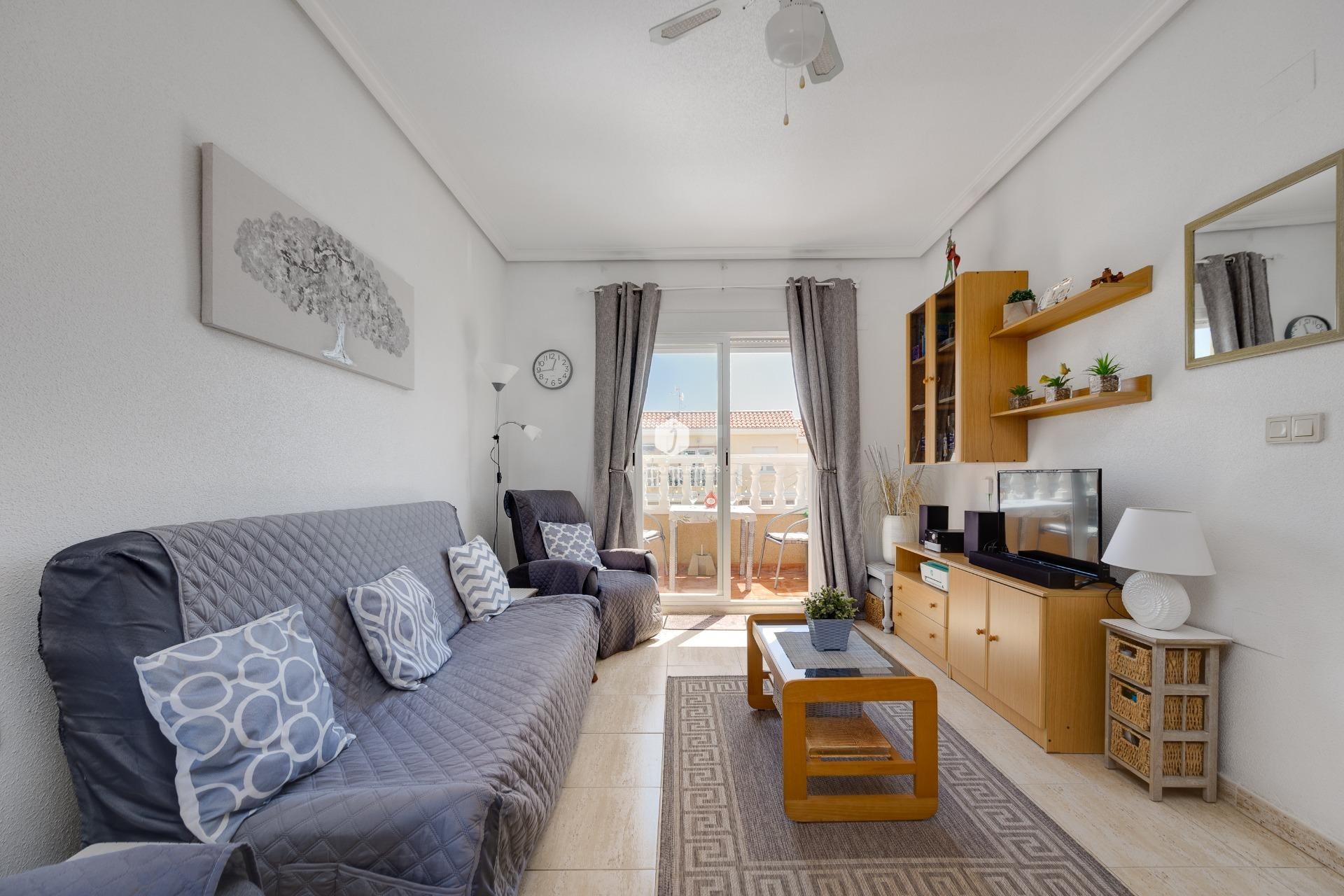 Z drugiej ręki - Bungalow -
Torrevieja - aguas nuevas