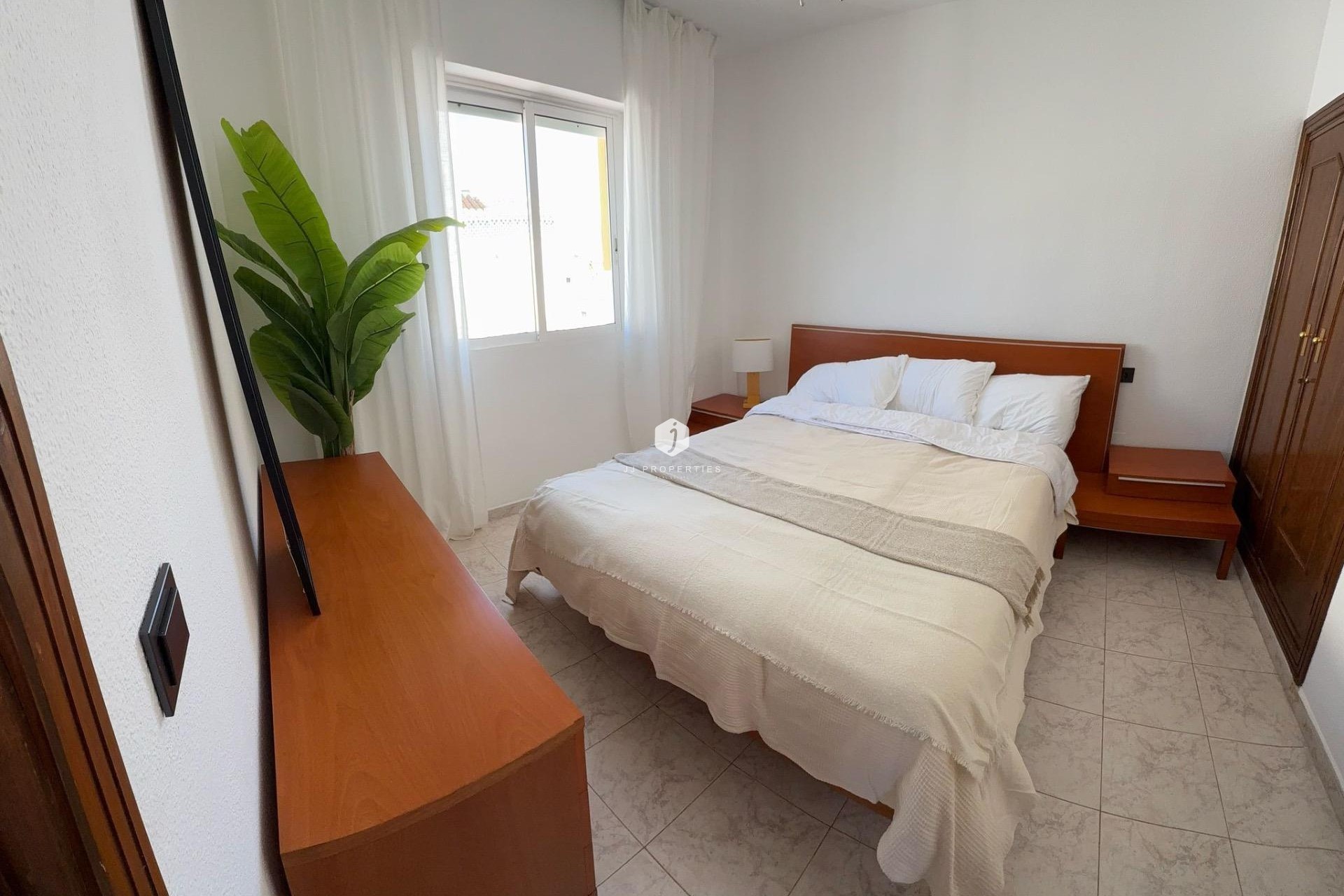 Z drugiej ręki - Bungalow -
Torrevieja - Cañada Del Molino
