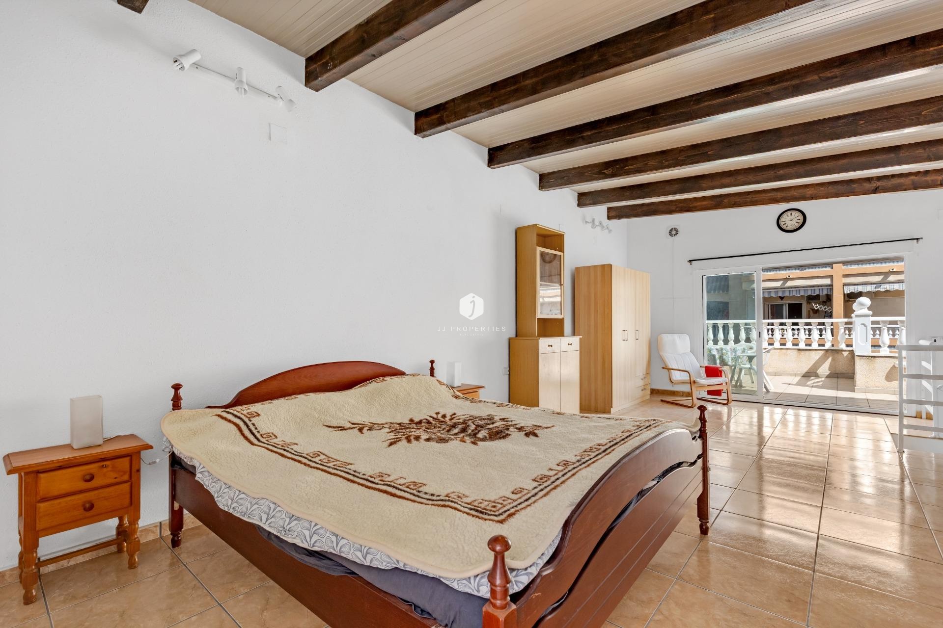 Z drugiej ręki - Bungalow -
Torrevieja - Centro