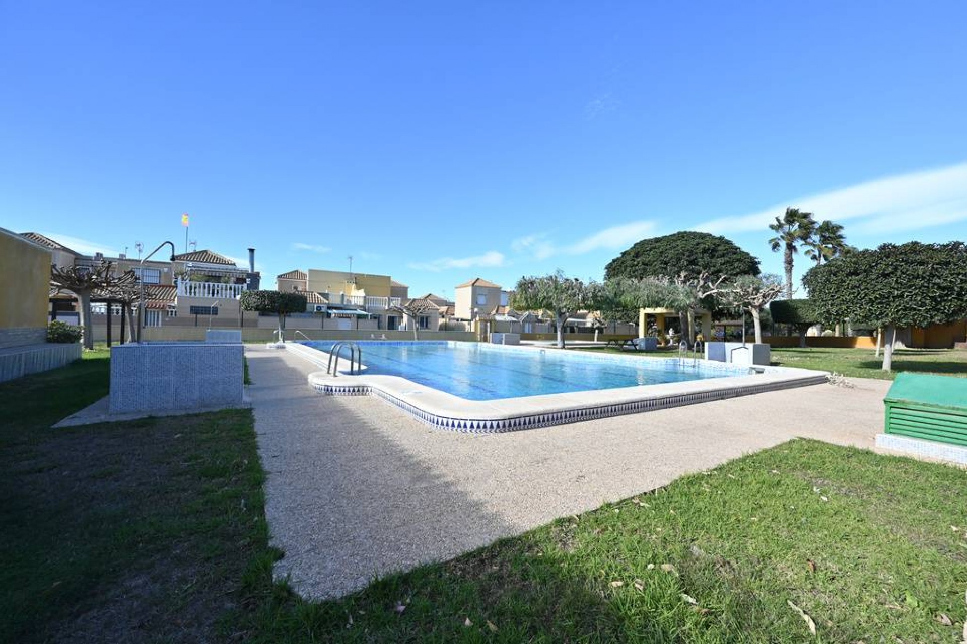 Z drugiej ręki - Bungalow -
Torrevieja - Costa Blanca