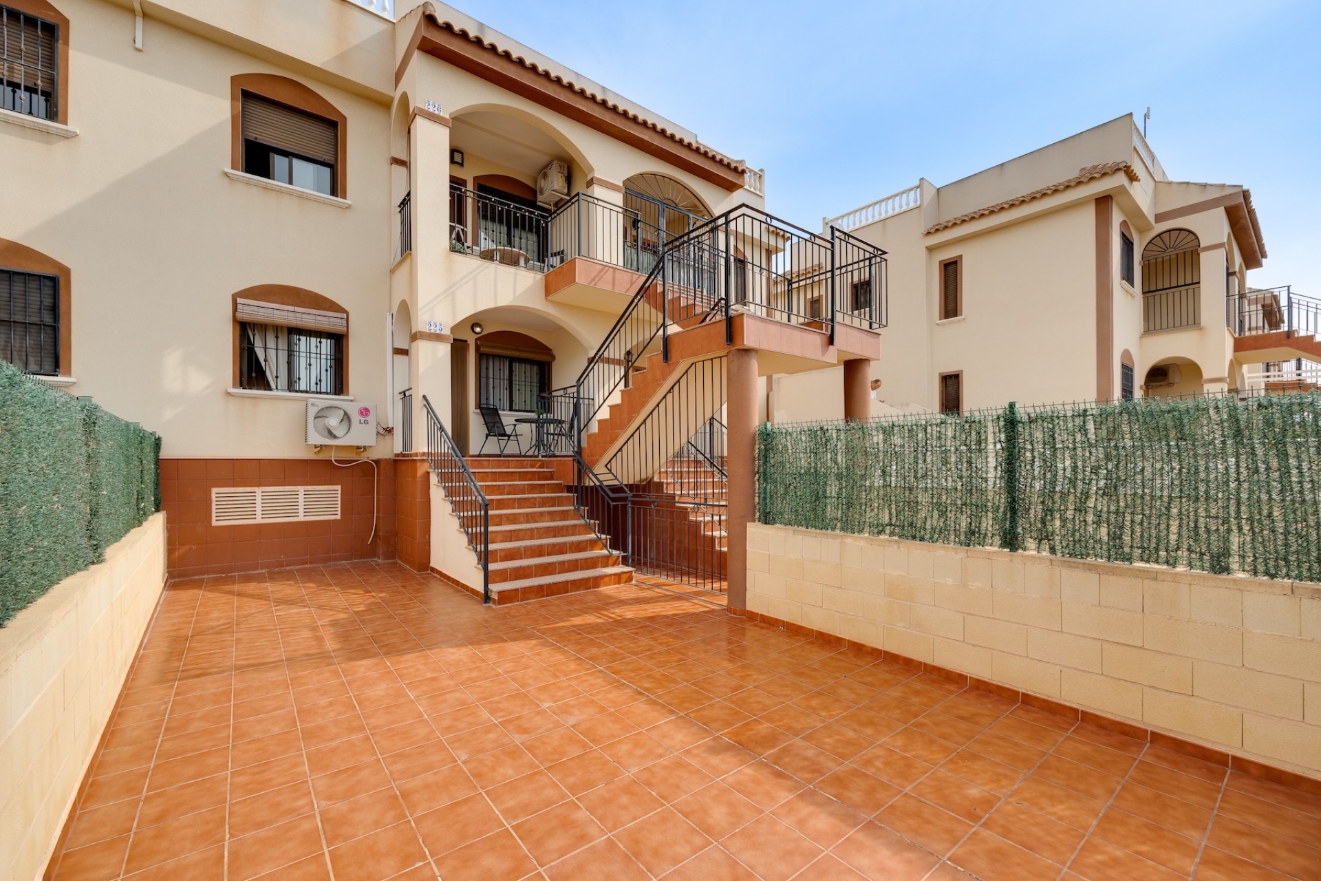 Z drugiej ręki - Bungalow -
Torrevieja - Costa Blanca