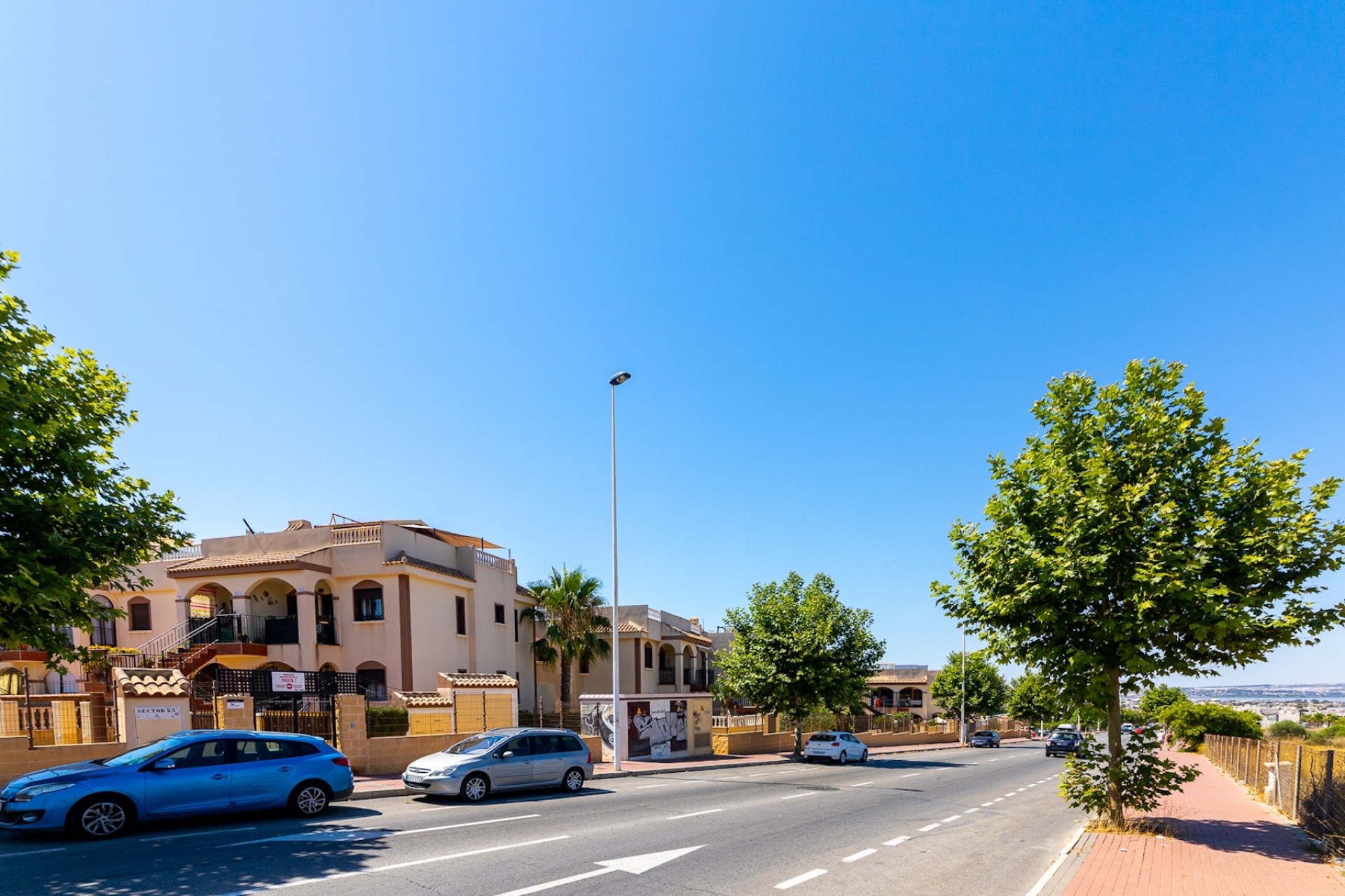 Z drugiej ręki - Bungalow -
Torrevieja - Costa Blanca