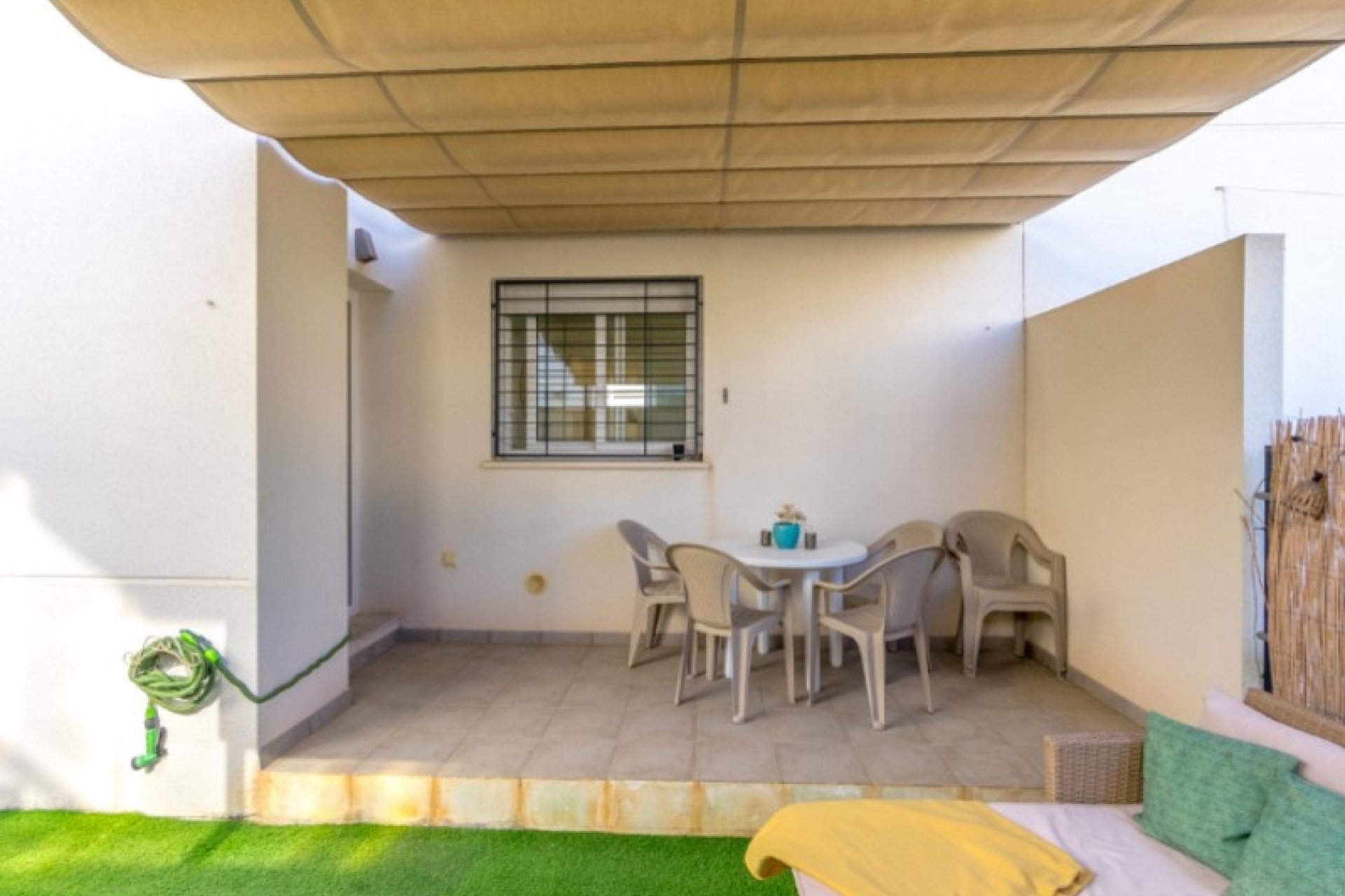 Z drugiej ręki - Bungalow -
Torrevieja - Costa Blanca