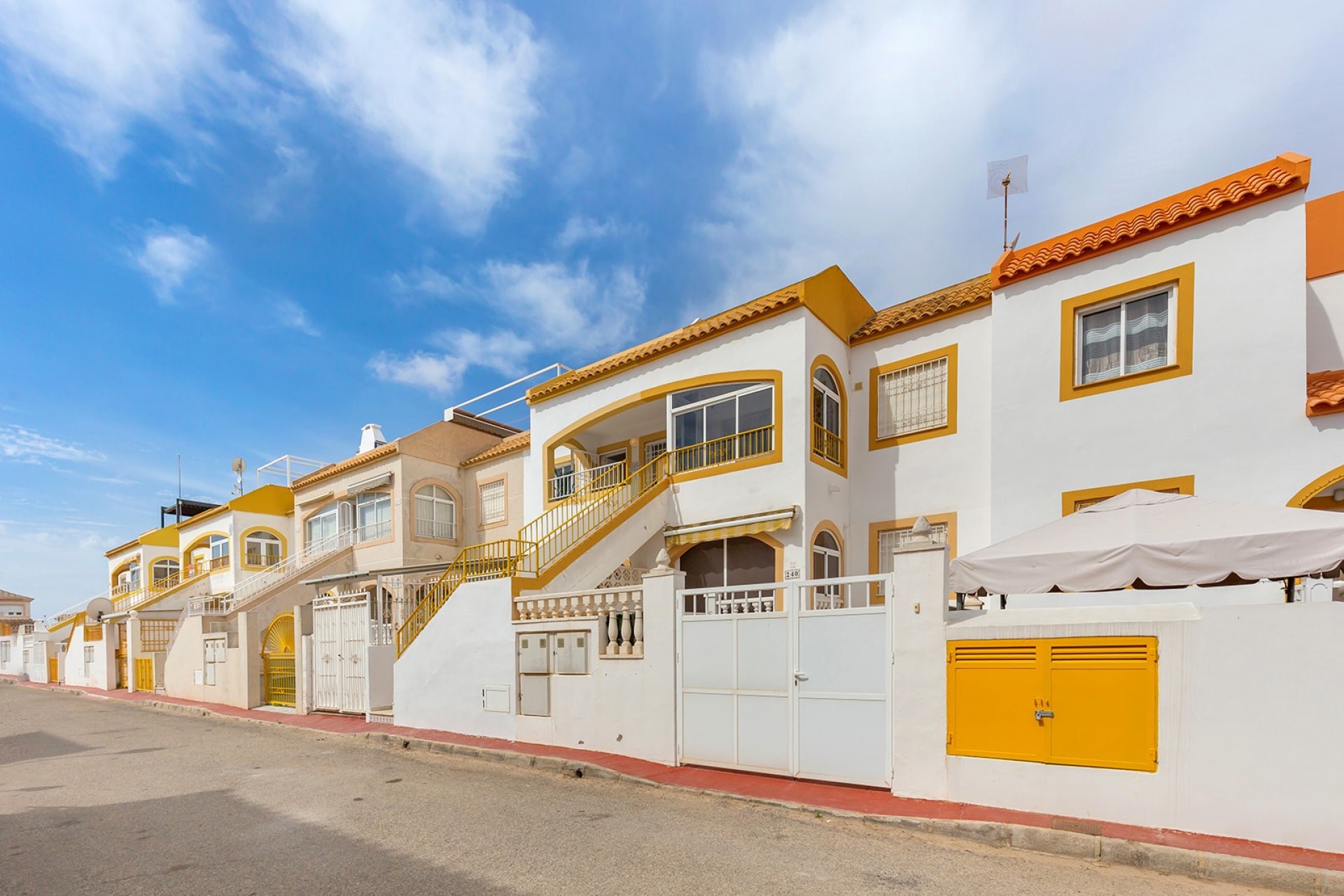 Z drugiej ręki - Bungalow -
Torrevieja - Costa Blanca