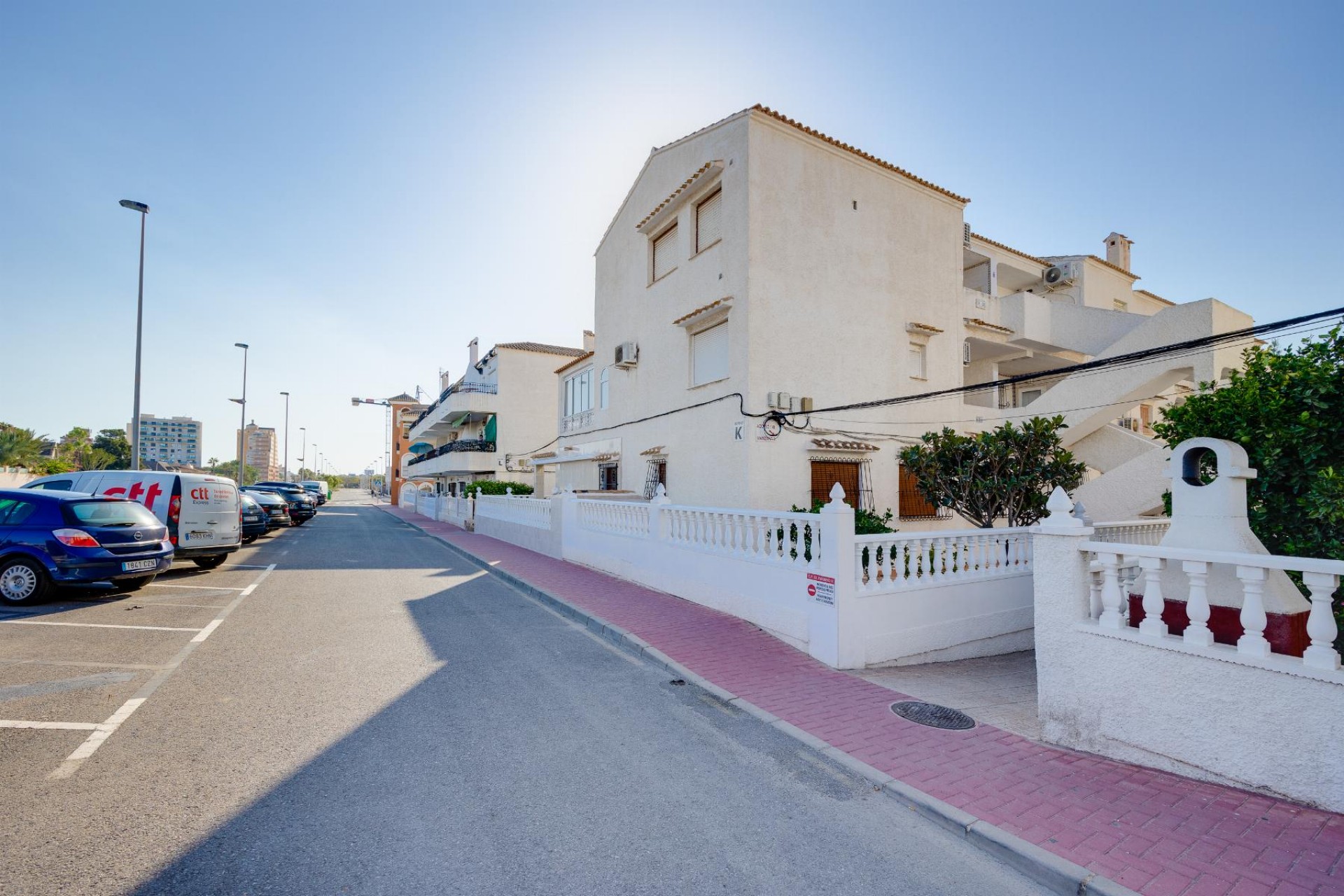 Z drugiej ręki - Bungalow -
Torrevieja - Costa Blanca