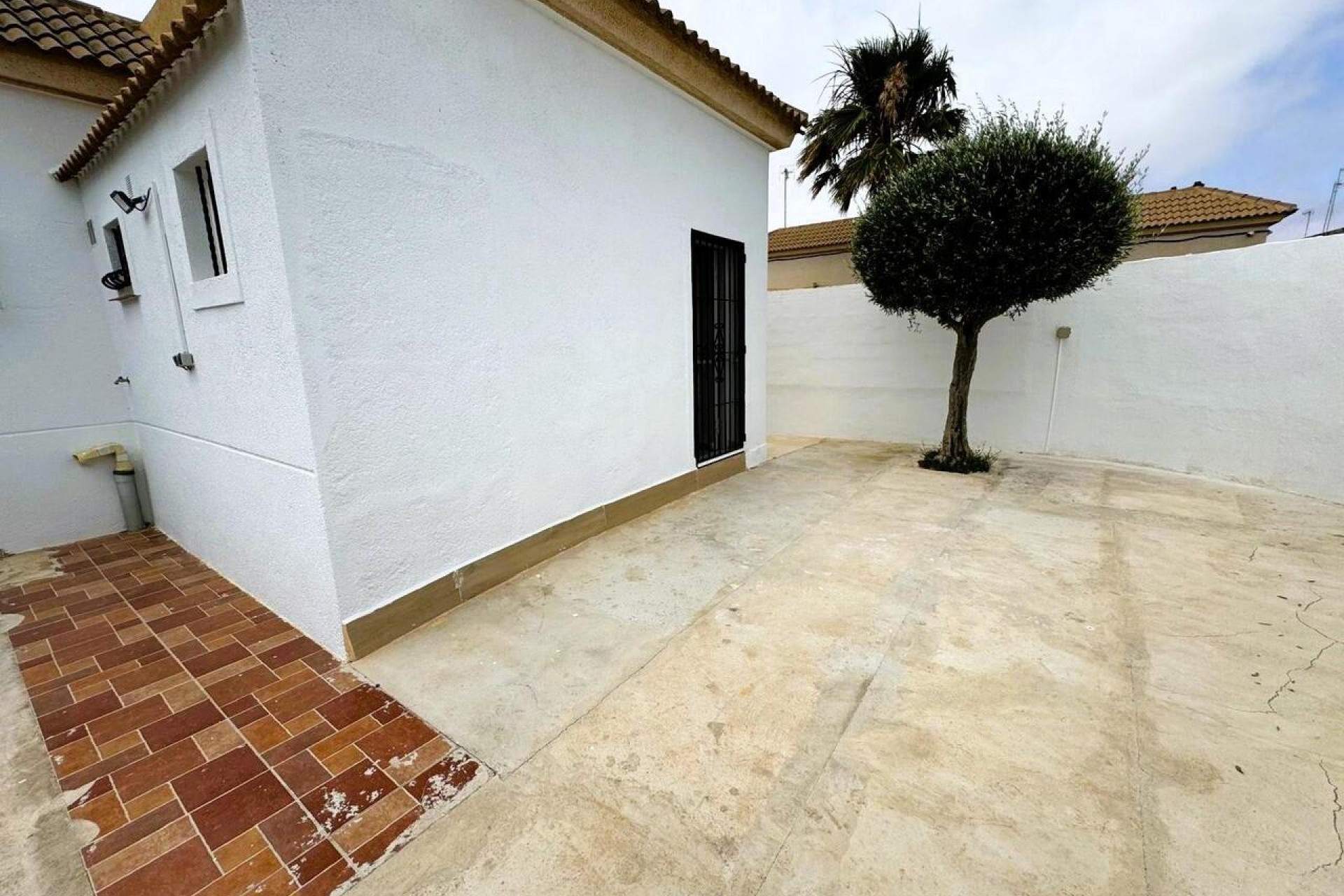 Z drugiej ręki - Bungalow -
Torrevieja - Costa Blanca