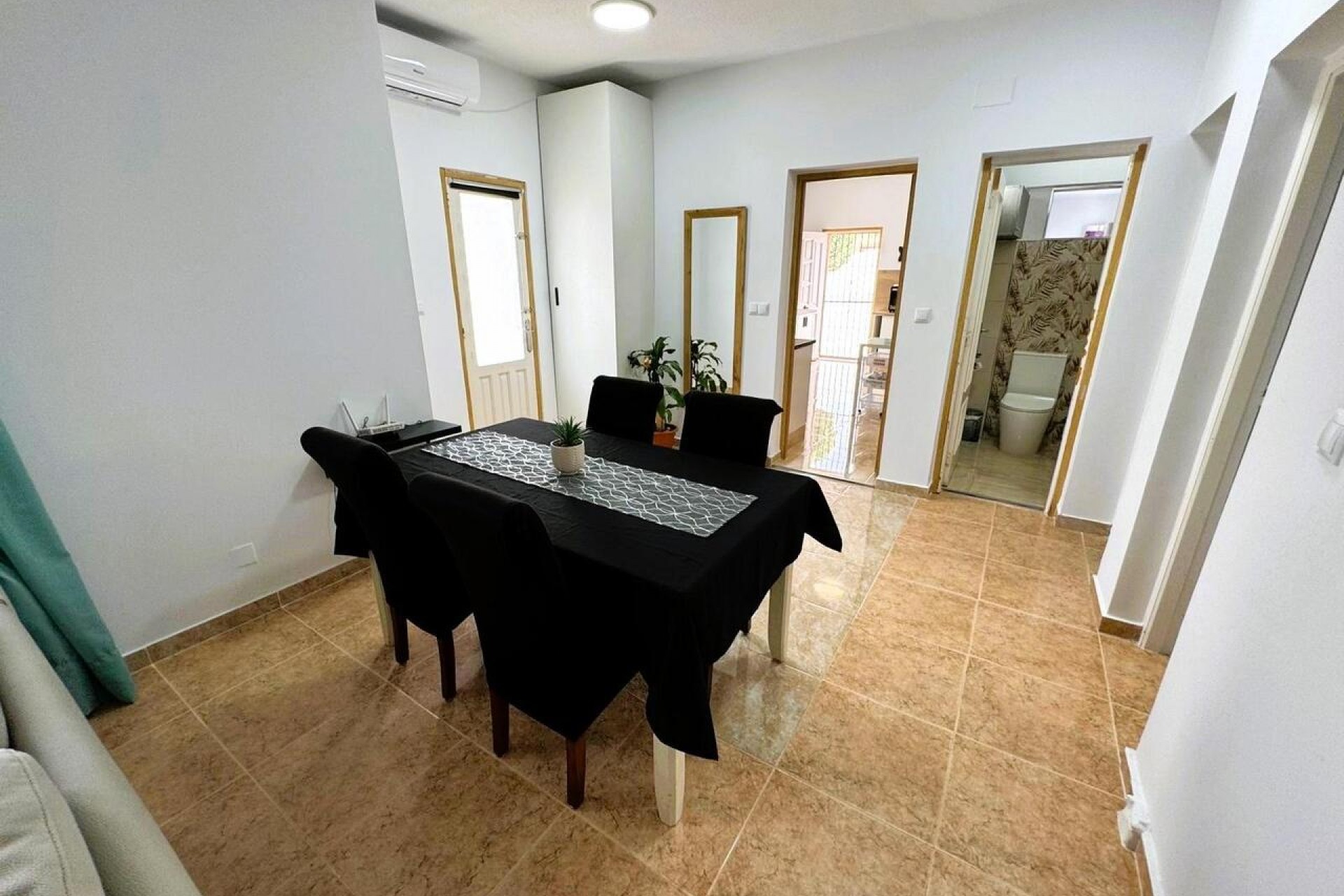 Z drugiej ręki - Bungalow -
Torrevieja - Costa Blanca