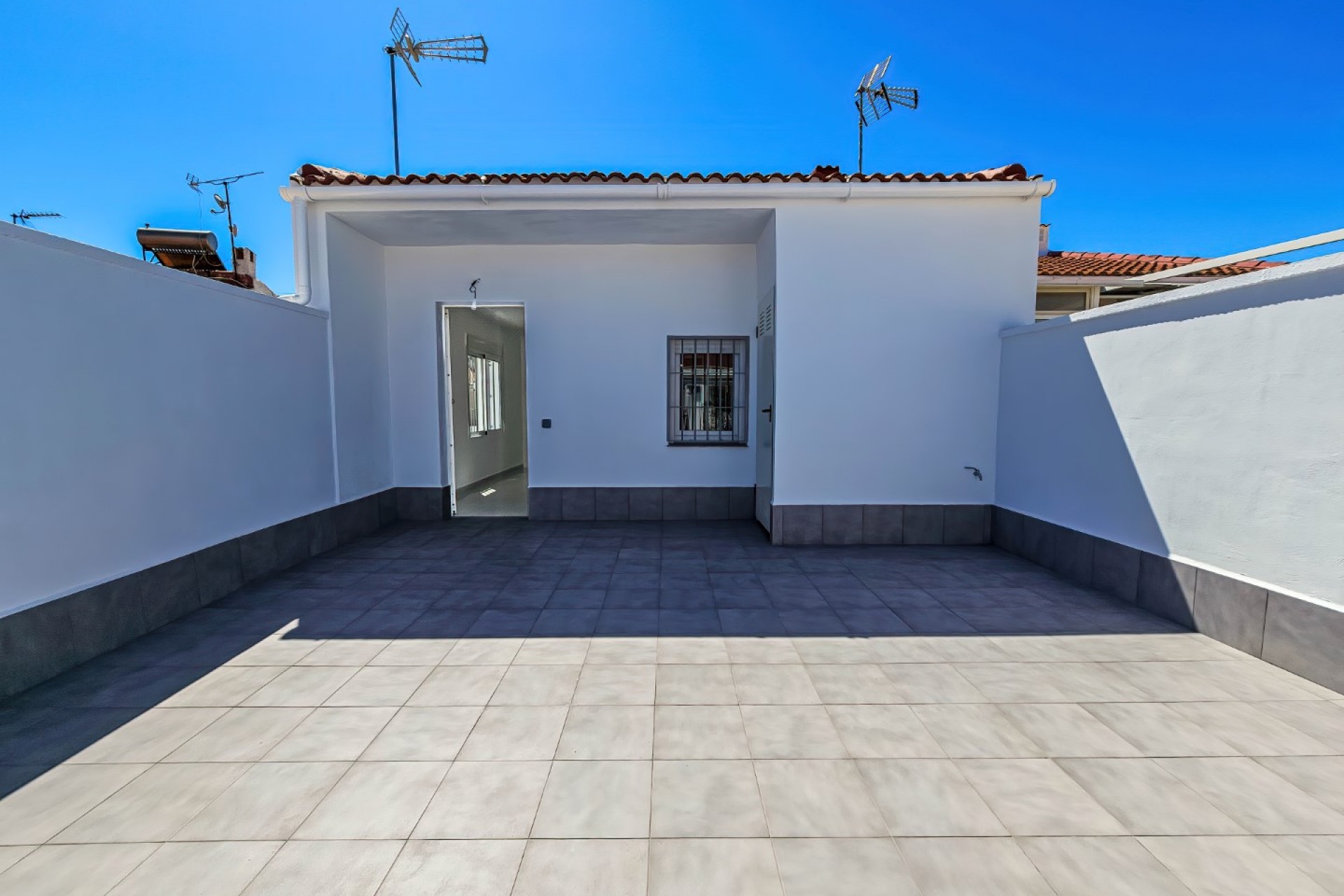 Z drugiej ręki - Bungalow -
Torrevieja - Costa Blanca