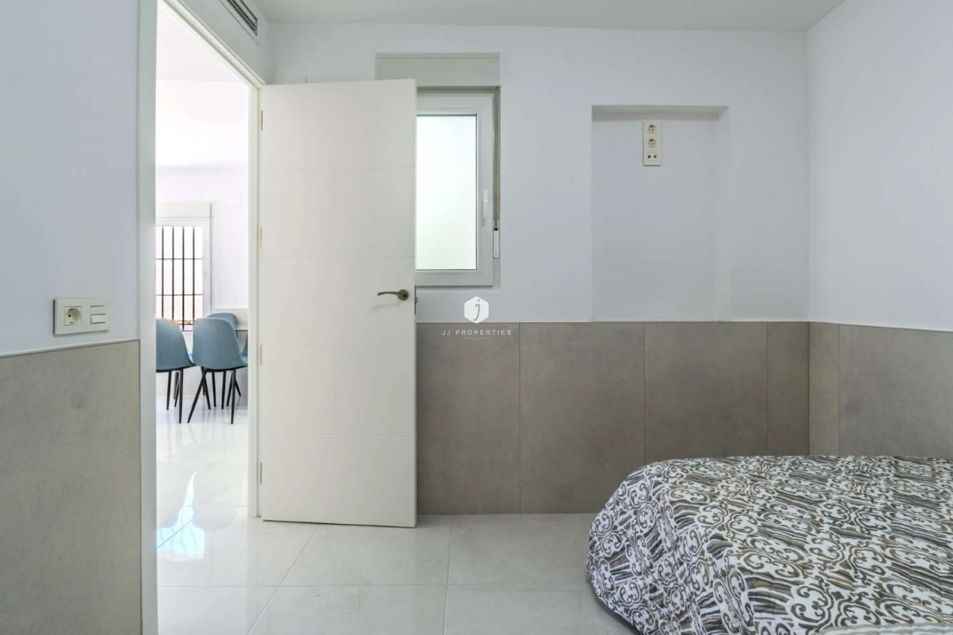 Z drugiej ręki - Bungalow -
Torrevieja - Costa Blanca