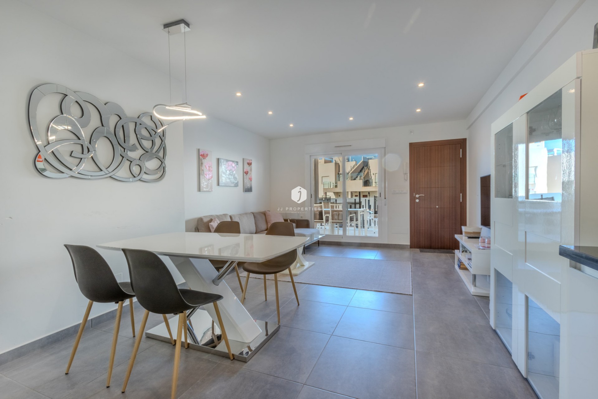 Z drugiej ręki - Bungalow -
Torrevieja - Costa Blanca