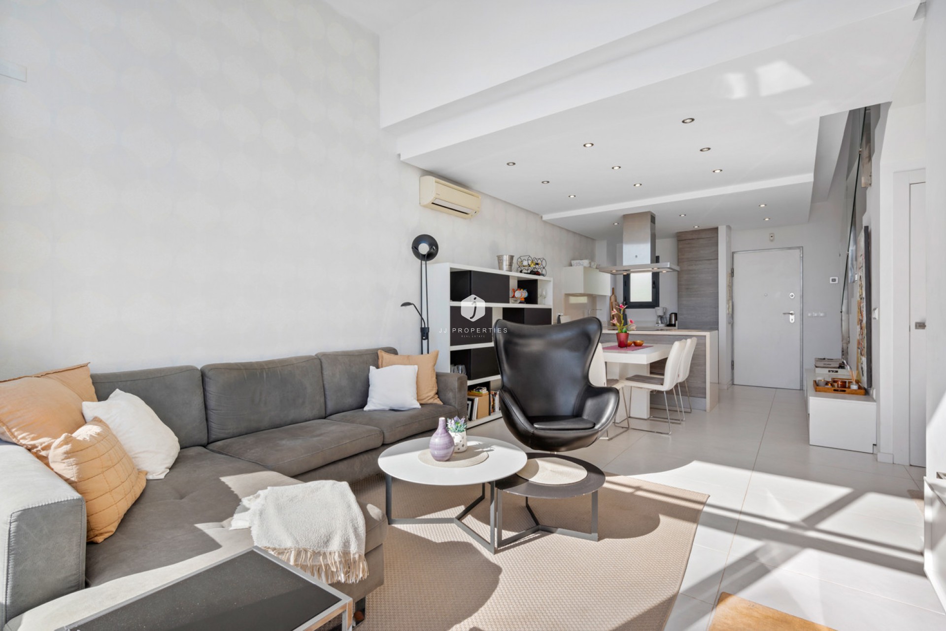 Z drugiej ręki - Bungalow -
Torrevieja - Costa Blanca