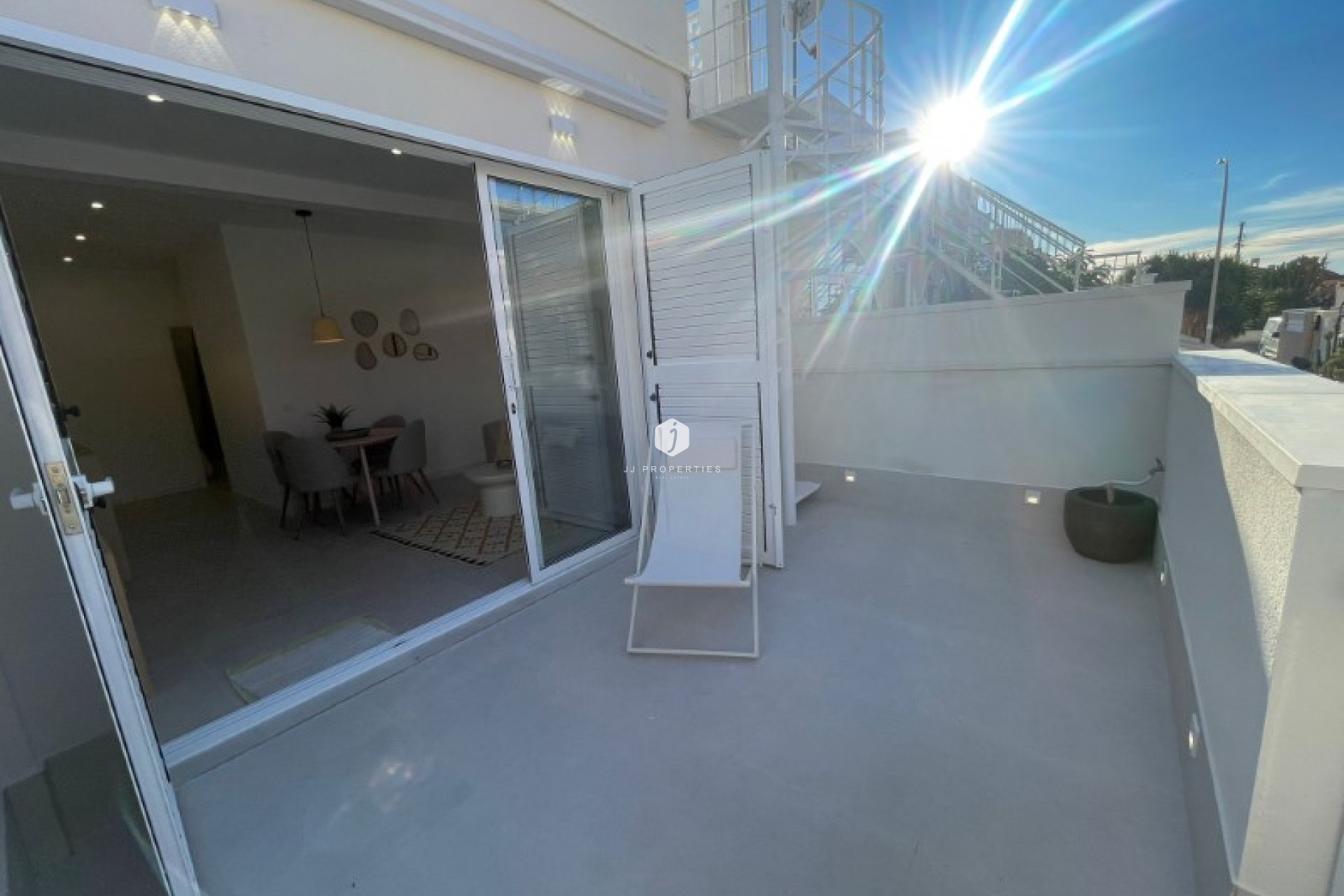 Z drugiej ręki - Bungalow -
Torrevieja - Costa Blanca