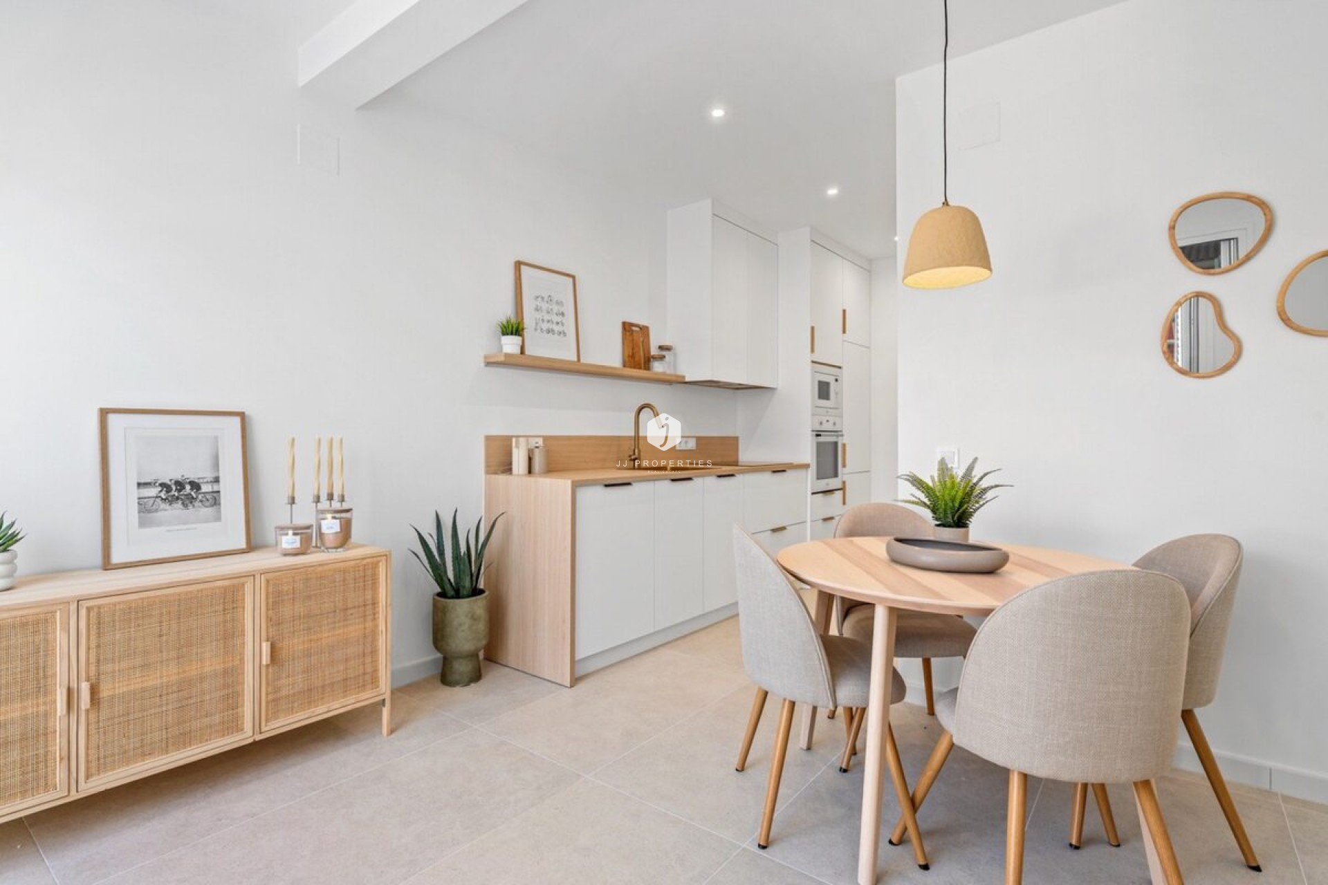 Z drugiej ręki - Bungalow -
Torrevieja - Costa Blanca