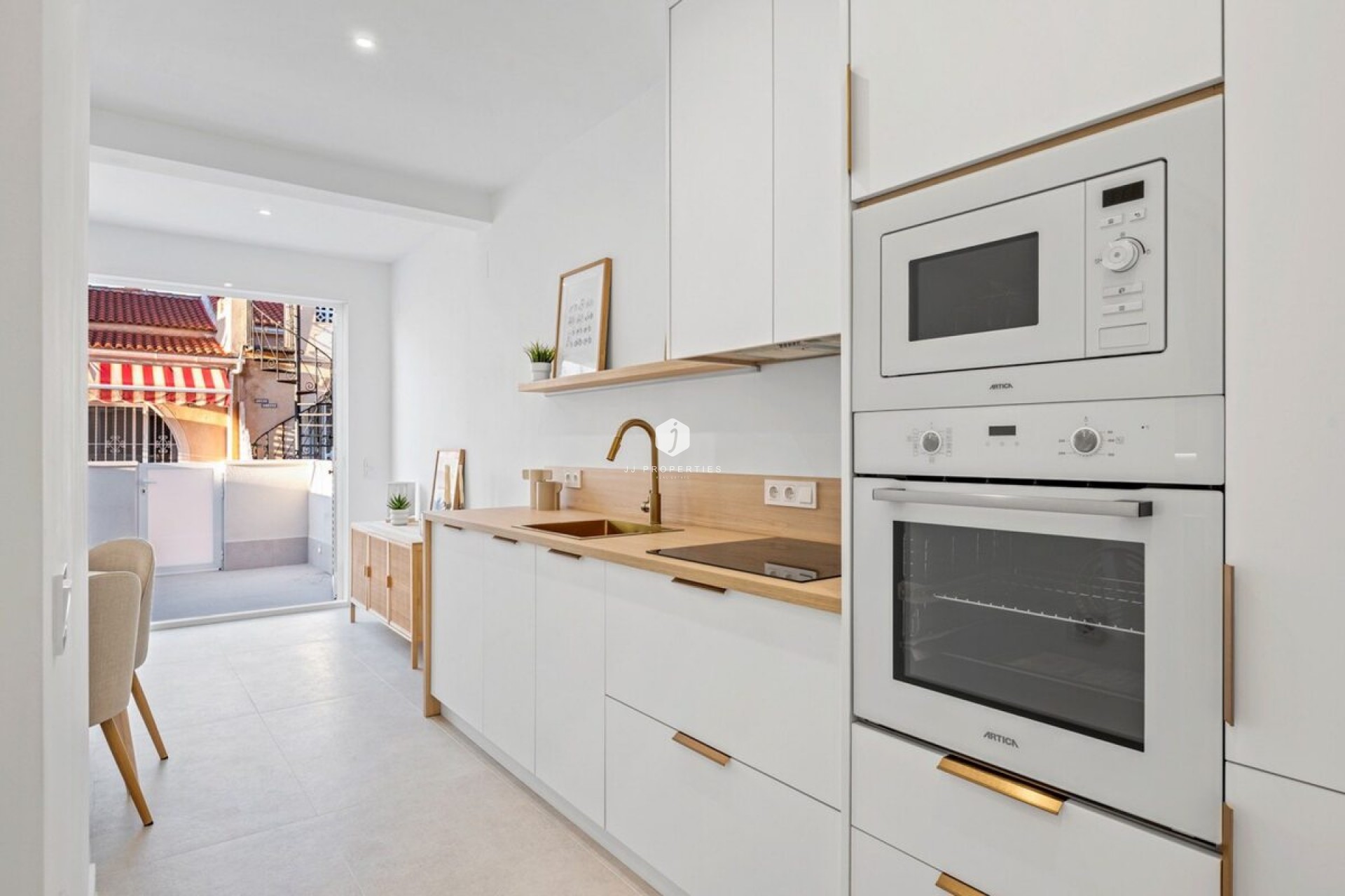 Z drugiej ręki - Bungalow -
Torrevieja - Costa Blanca