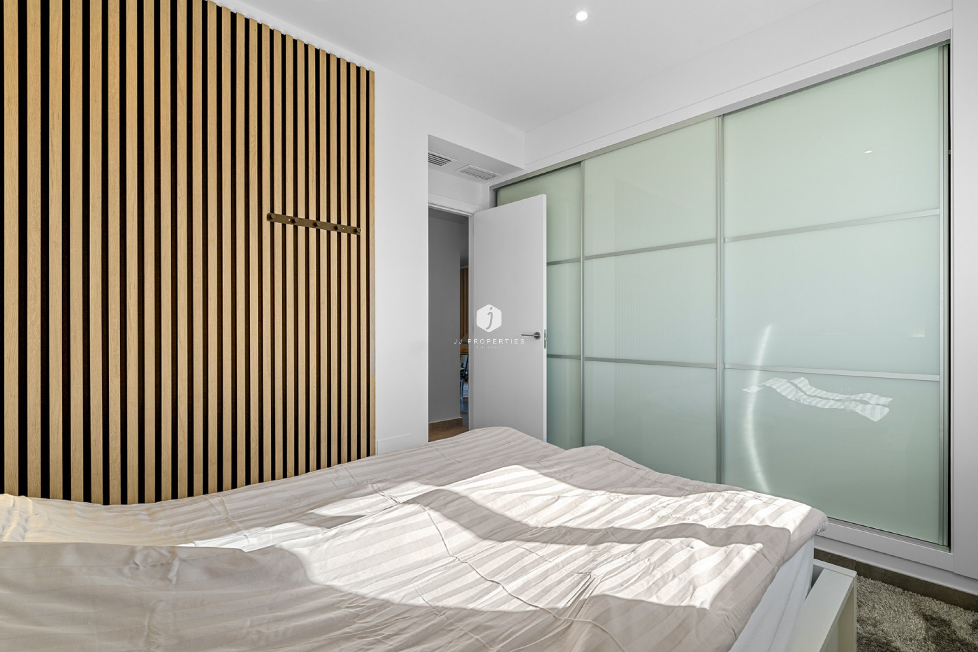 Z drugiej ręki - Bungalow -
Torrevieja - Costa Blanca