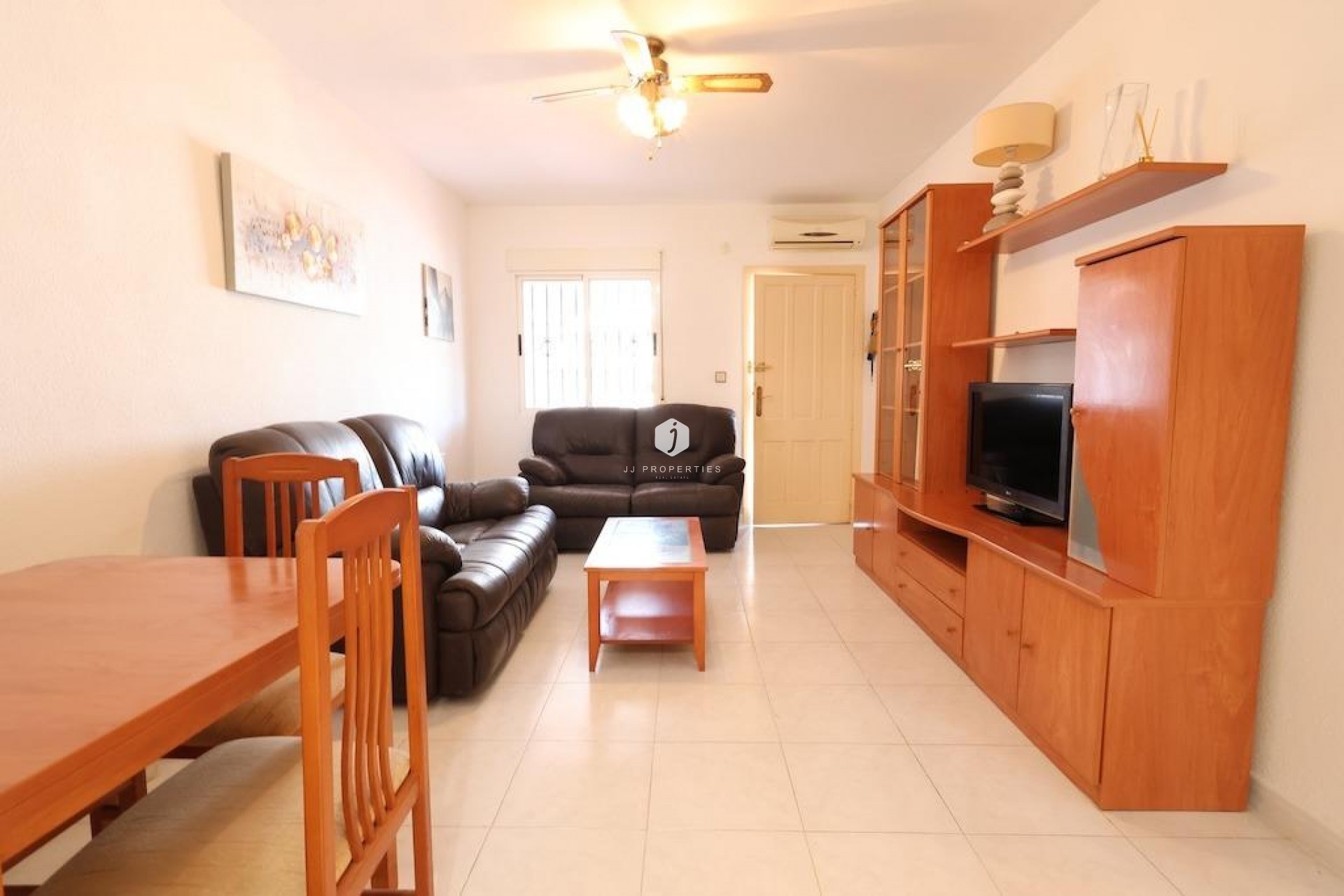 Z drugiej ręki - Bungalow -
Torrevieja - Costa Blanca