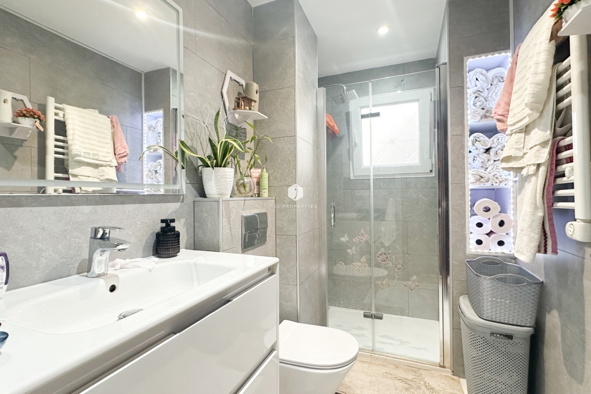 Z drugiej ręki - Bungalow -
Torrevieja - Costa Blanca