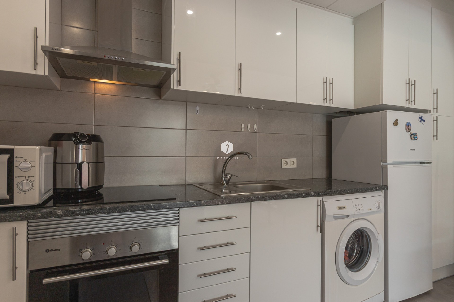 Z drugiej ręki - Bungalow -
Torrevieja - Costa Blanca